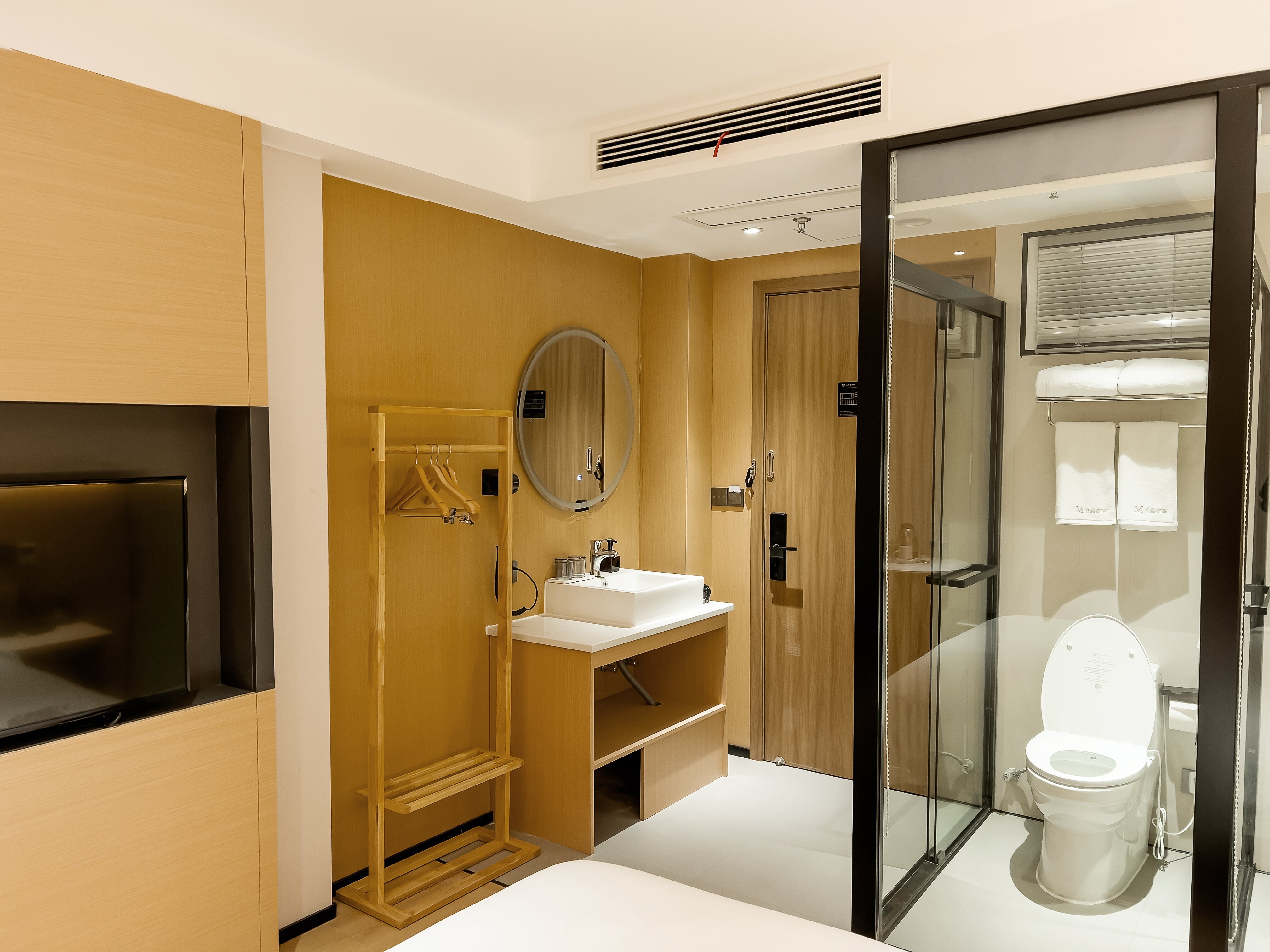 M Hemei Meiji Hotel (Changshu Southeast Puyue Plaza) 2*
