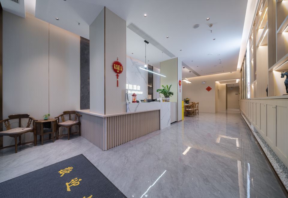 Shunyi Hotel (Shenzhen Bei Zhan 6979 Shangye Zhongxin Dian ) 2*