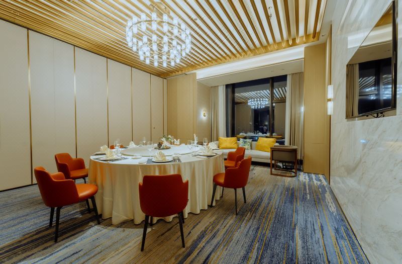 Changchun Yinlu Hotel 5*