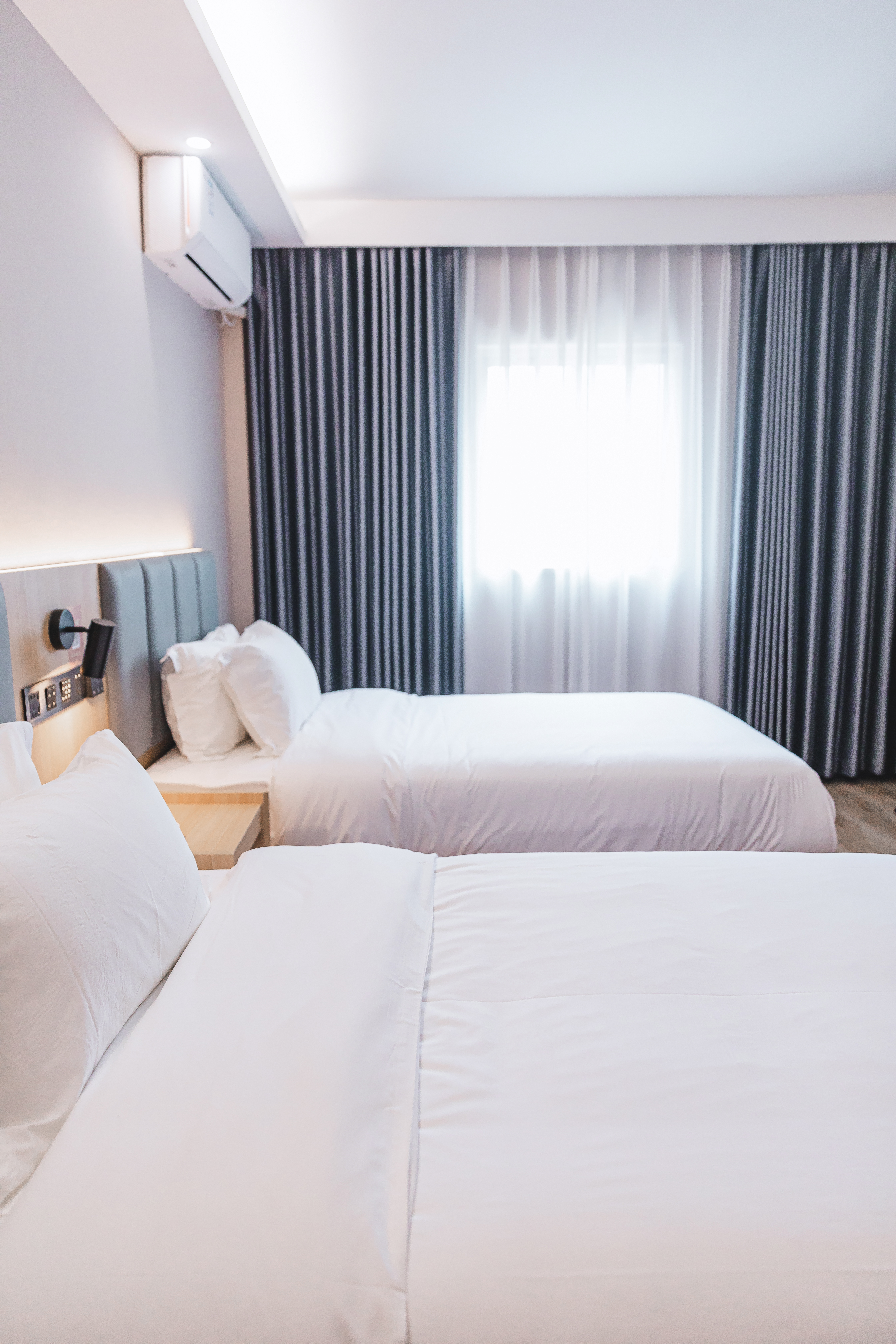 YAHAO HITANG HOTEL 2*