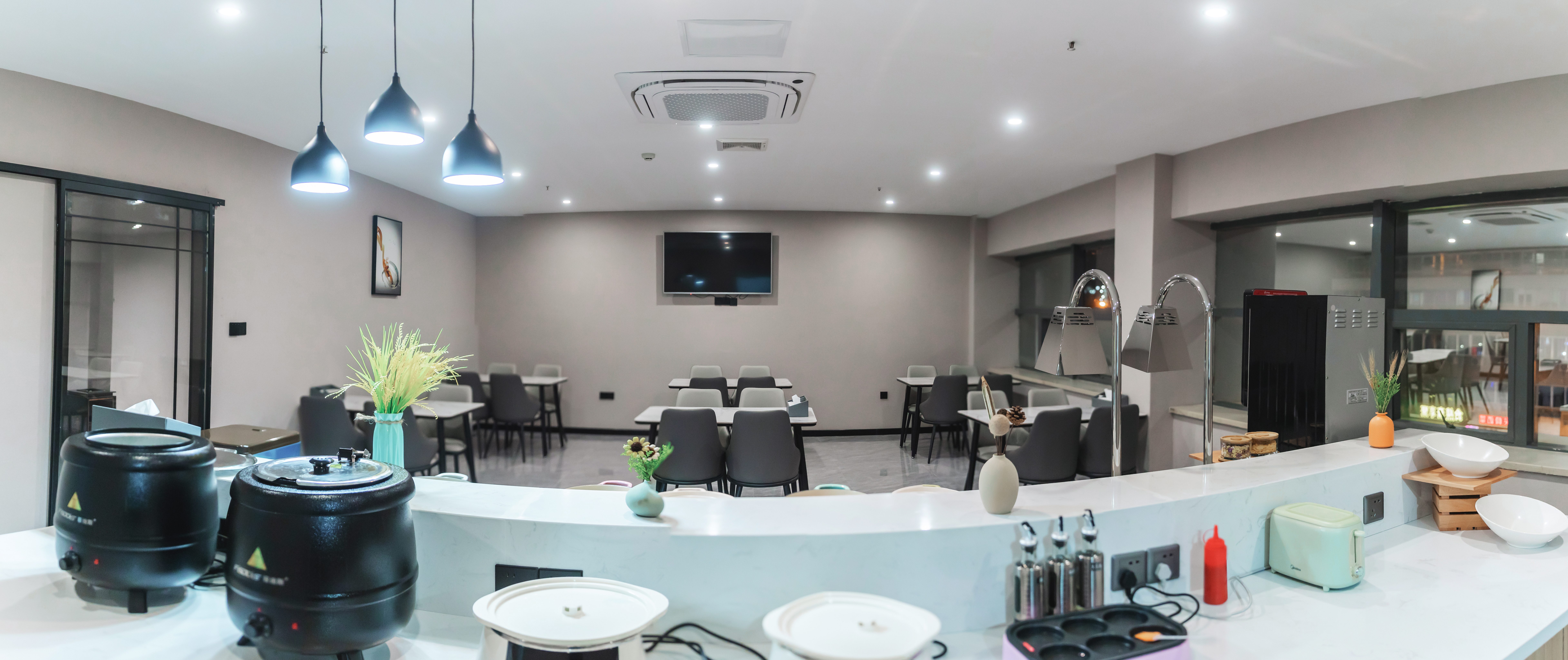 YAHAO HITANG HOTEL 2*