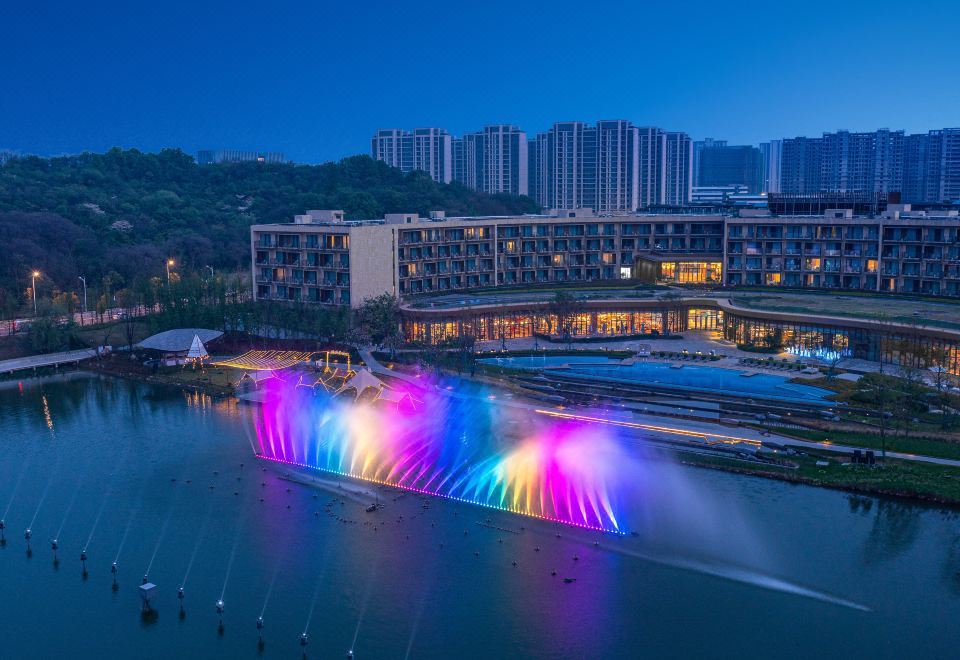 Club Med Urban Oasis Xianlin Nanjing Resort 5*