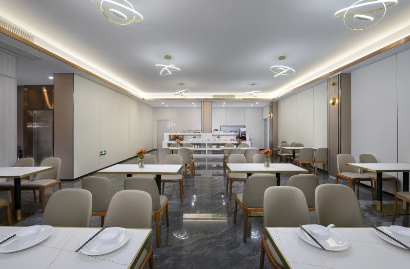 Fairyland Hotel (Beihai Silver Beach International Passenger Port) 2*