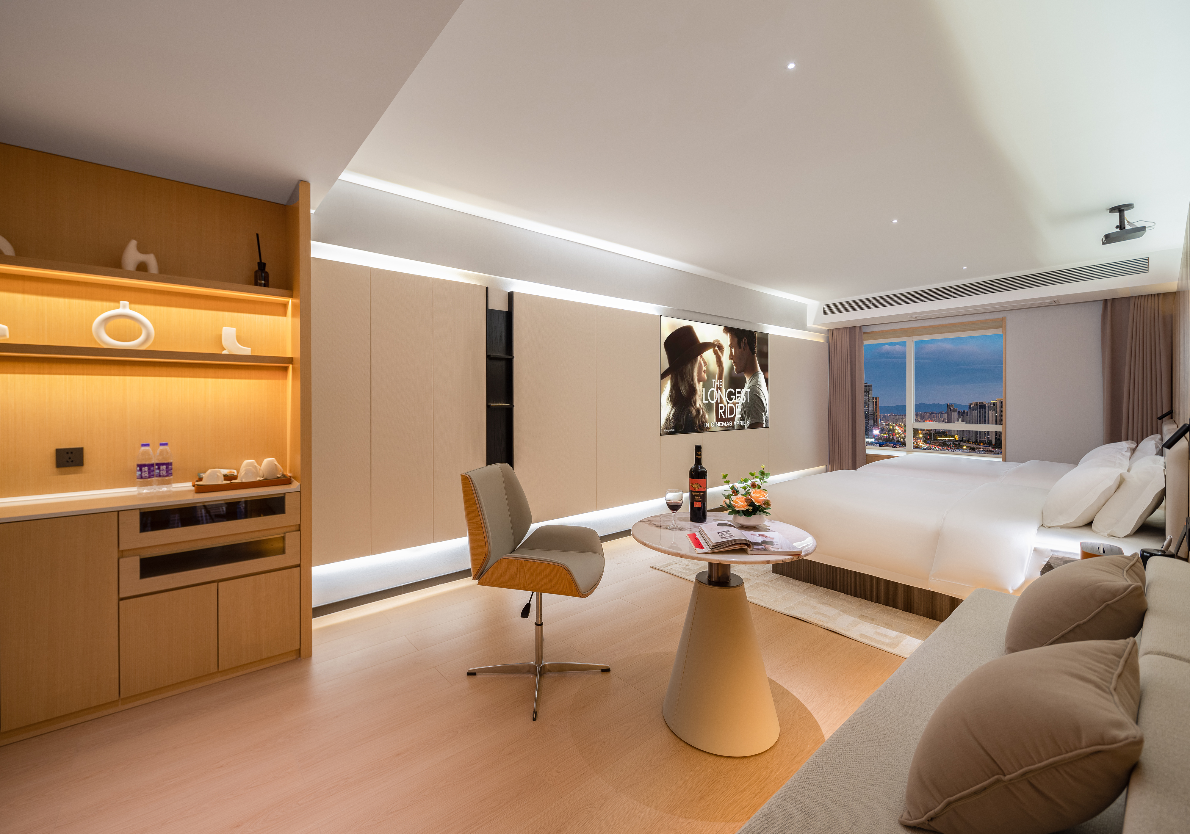 Baoyue Hotel (Guangfu Road Dashanghui Branch) 3*