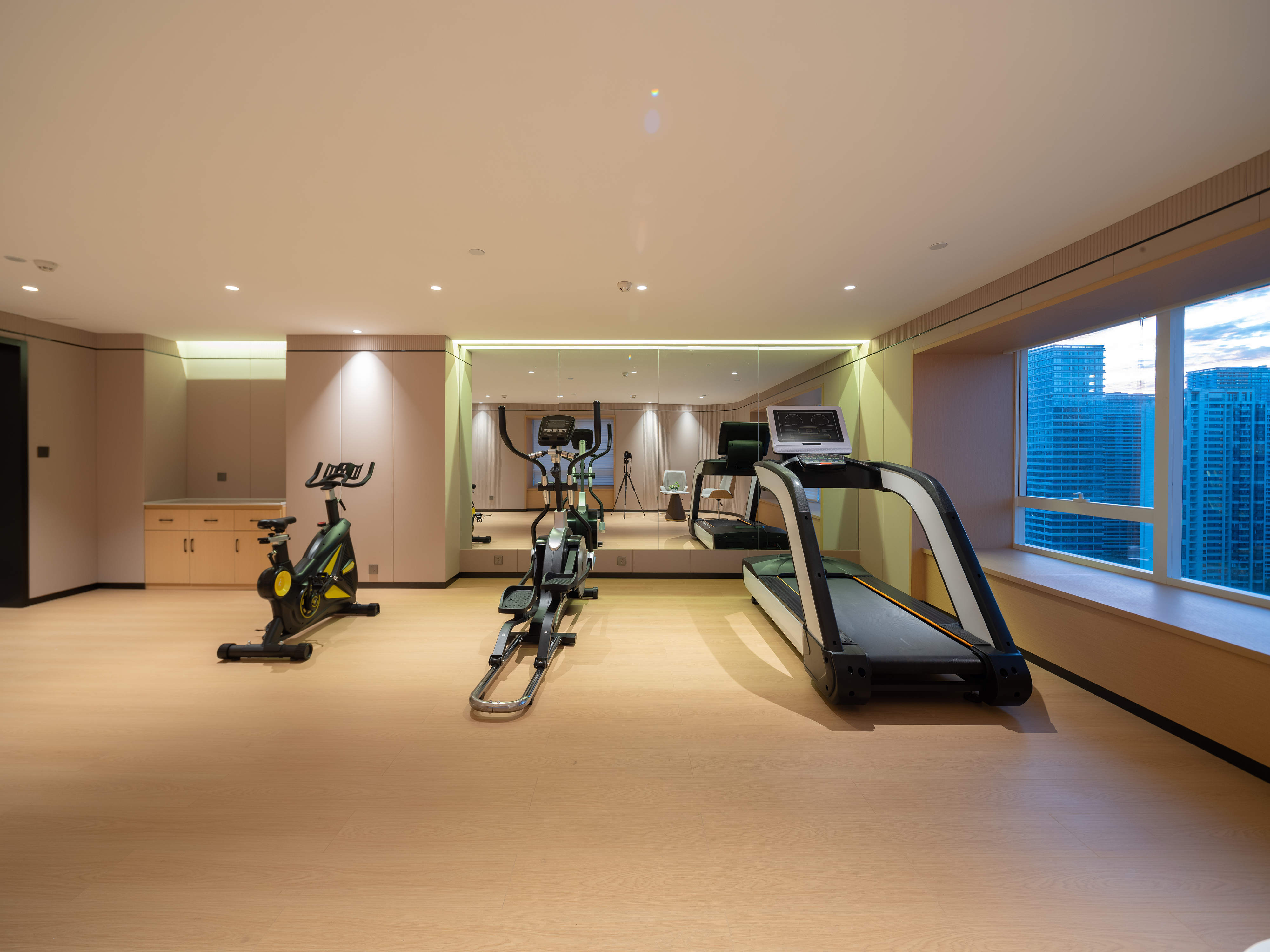 Baoyue Hotel (Guangfu Road Dashanghui Branch) 3*