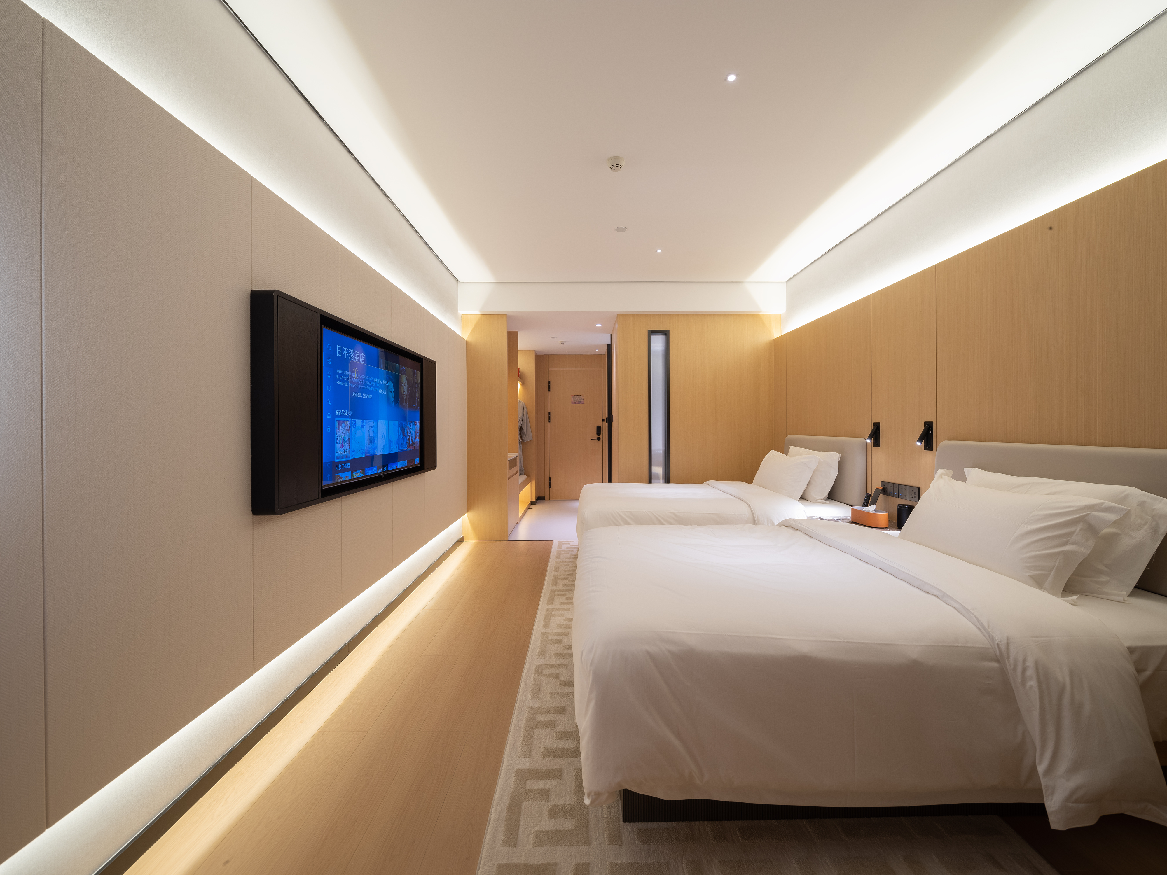 Baoyue Hotel (Guangfu Road Dashanghui Branch) 3*