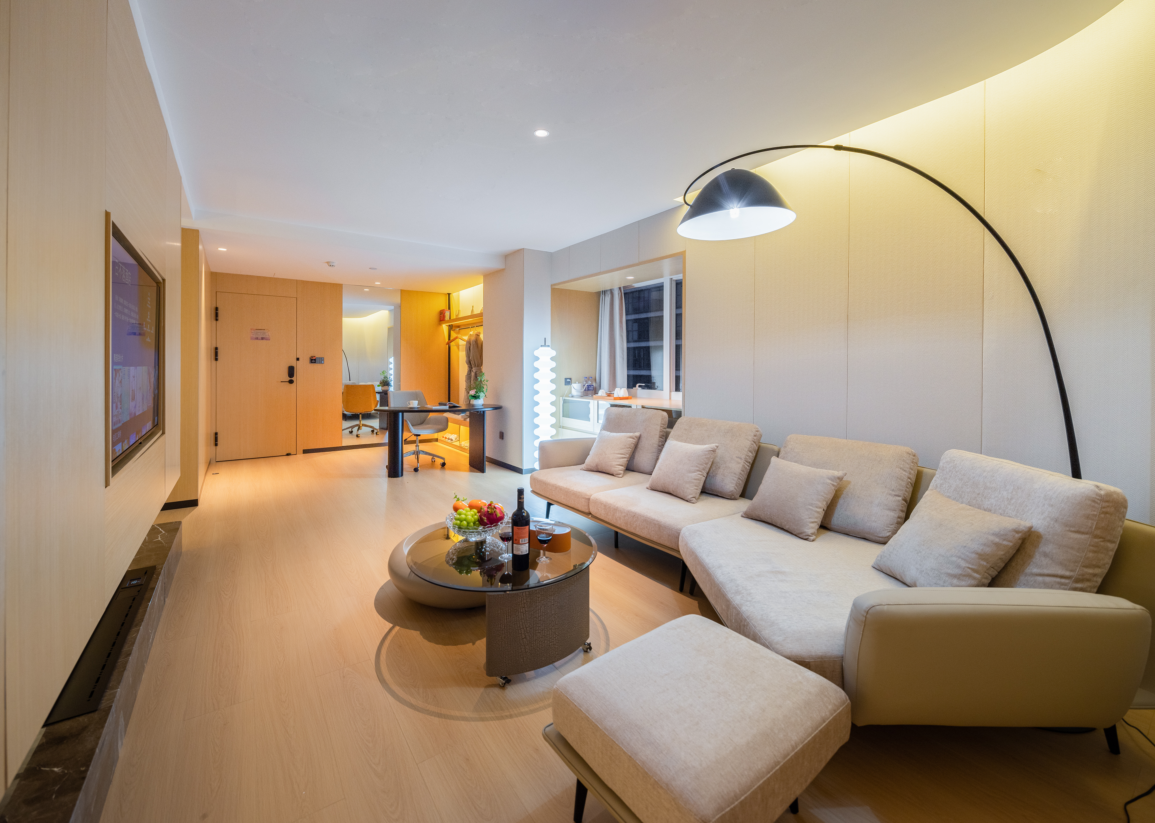 Baoyue Hotel (Guangfu Road Dashanghui Branch) 3*