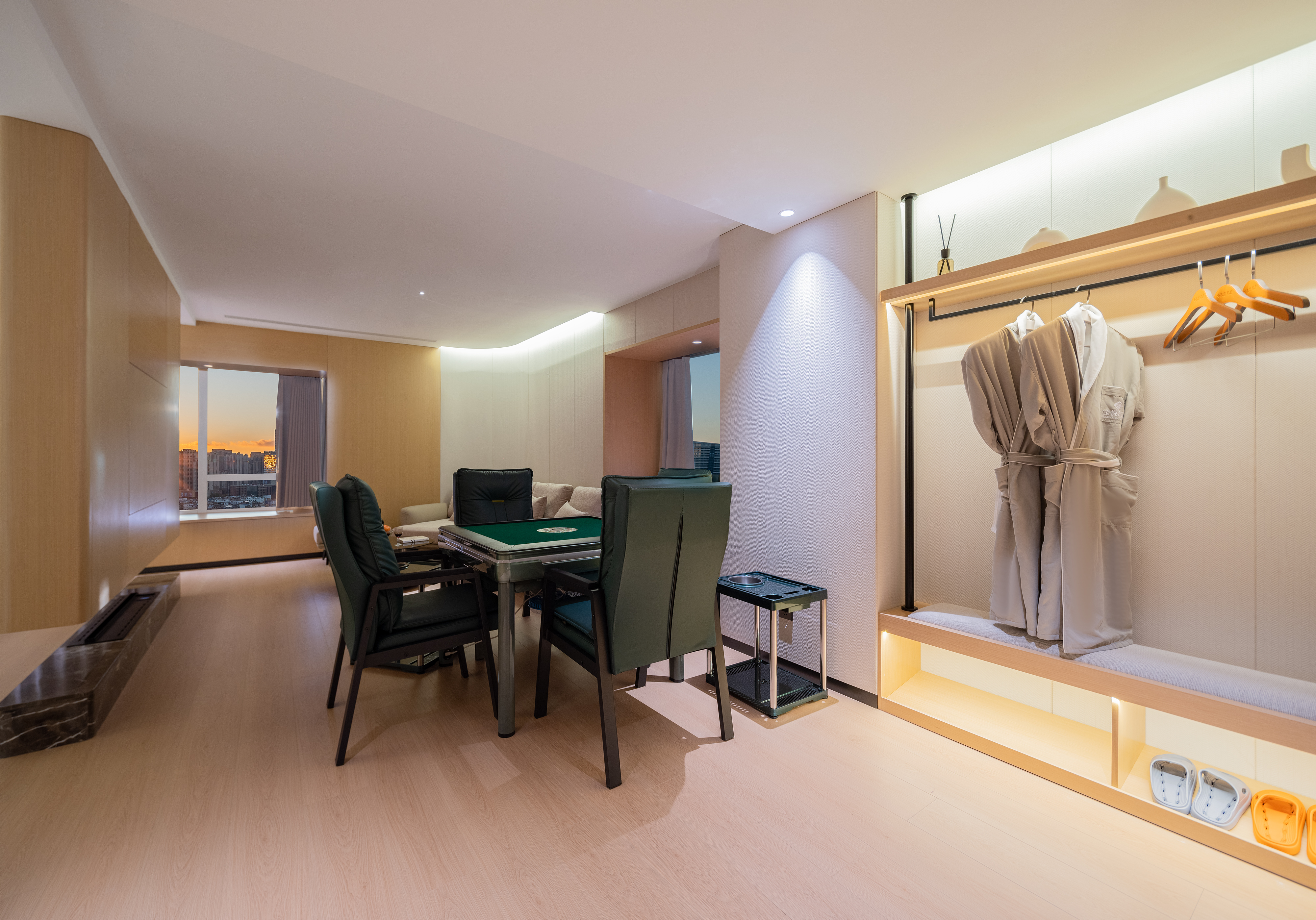 Baoyue Hotel (Guangfu Road Dashanghui Branch) 3*