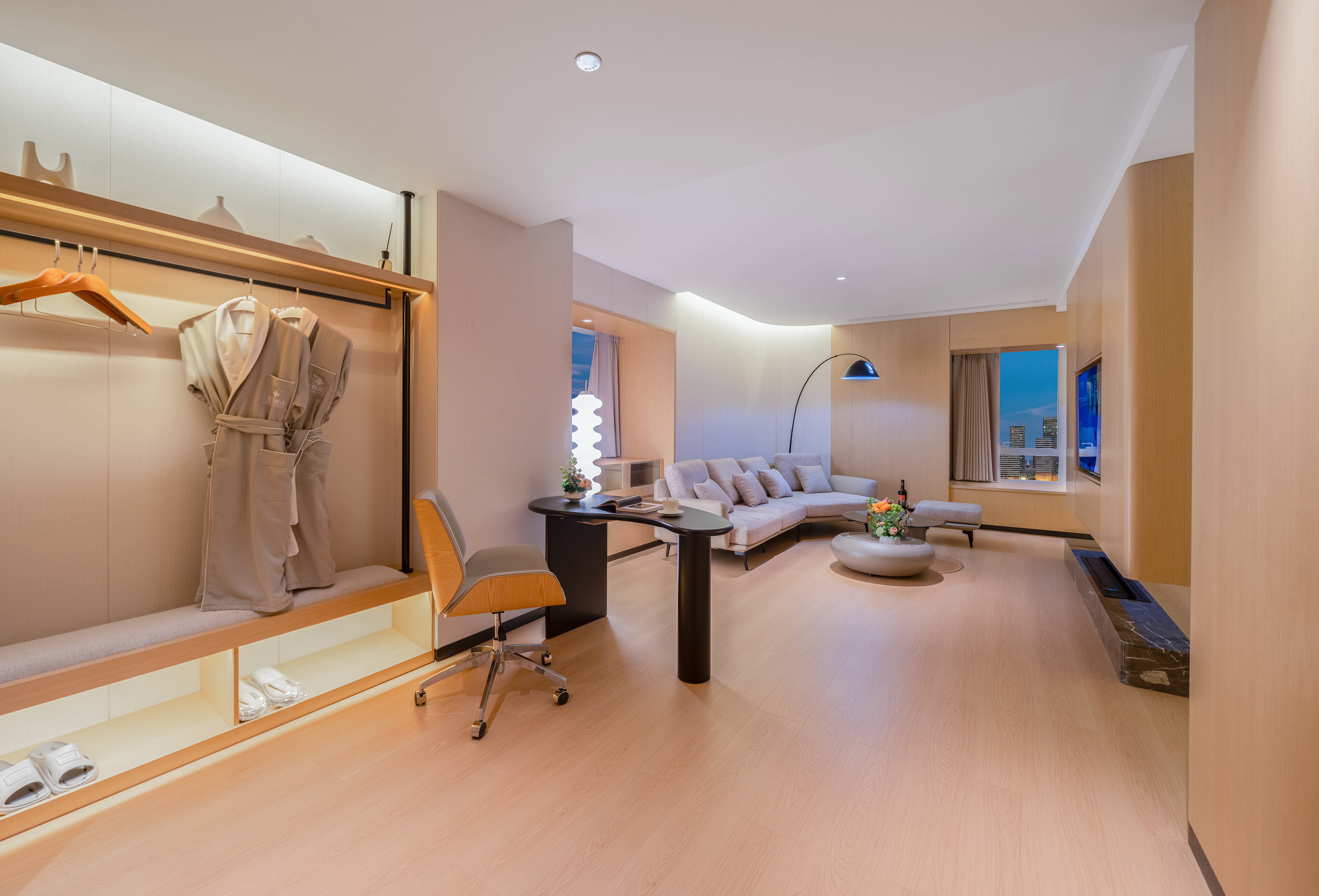 Baoyue Hotel (Guangfu Road Dashanghui Branch) 3*
