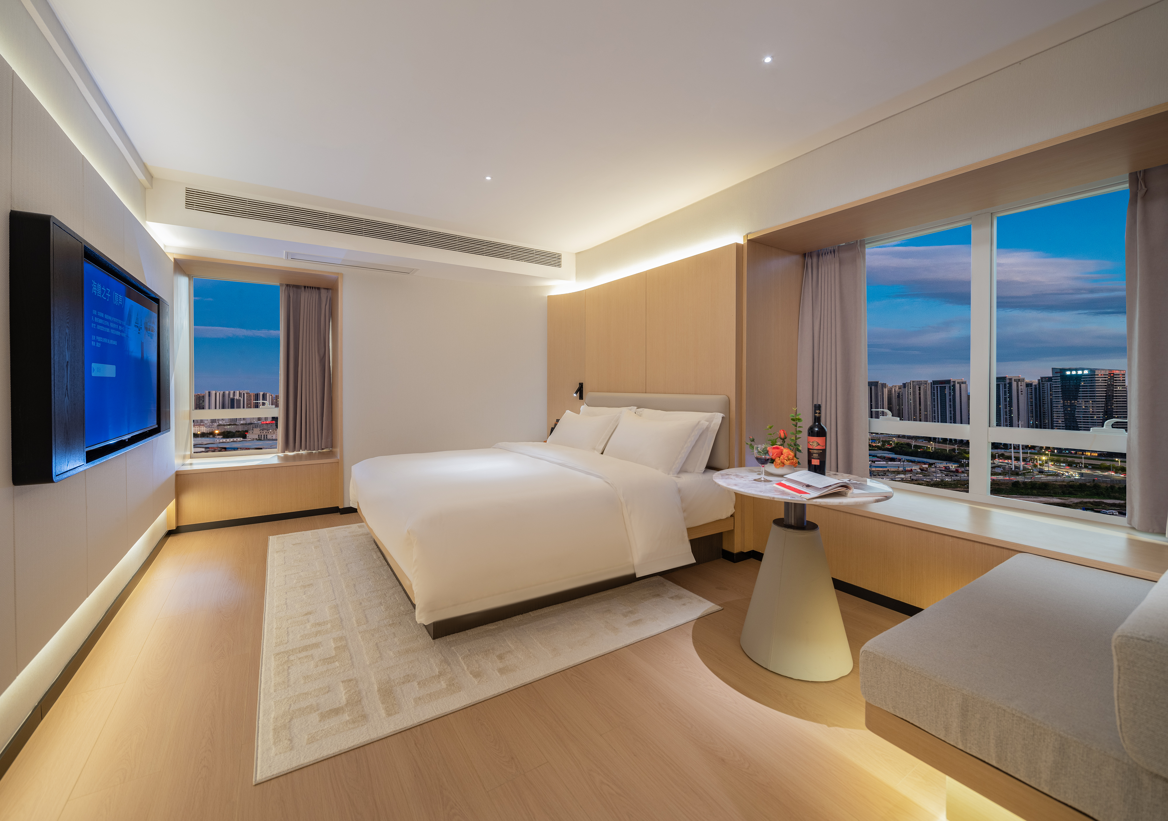 Baoyue Hotel (Guangfu Road Dashanghui Branch) 3*