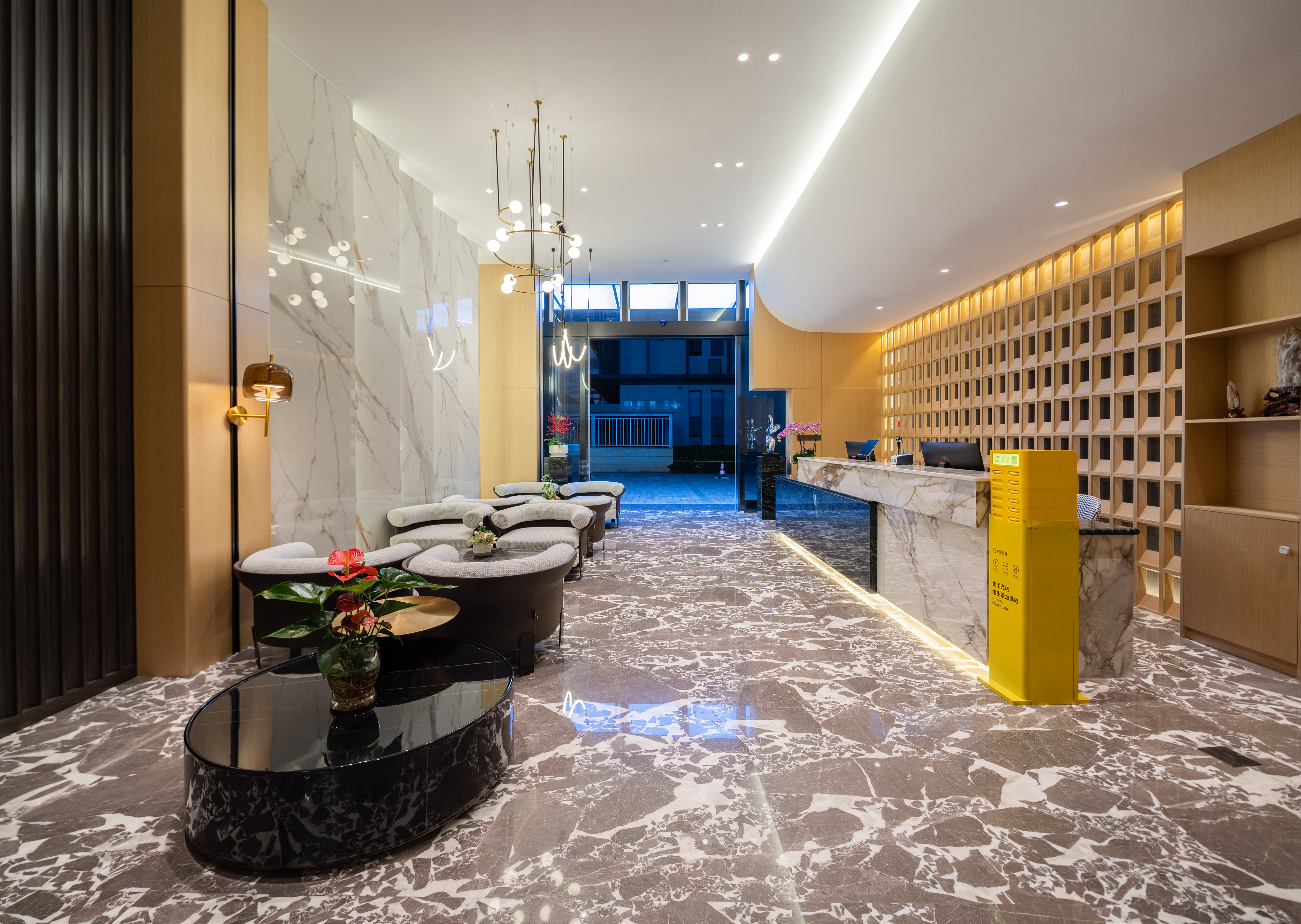 Baoyue Hotel (Guangfu Road Dashanghui Branch) 3*