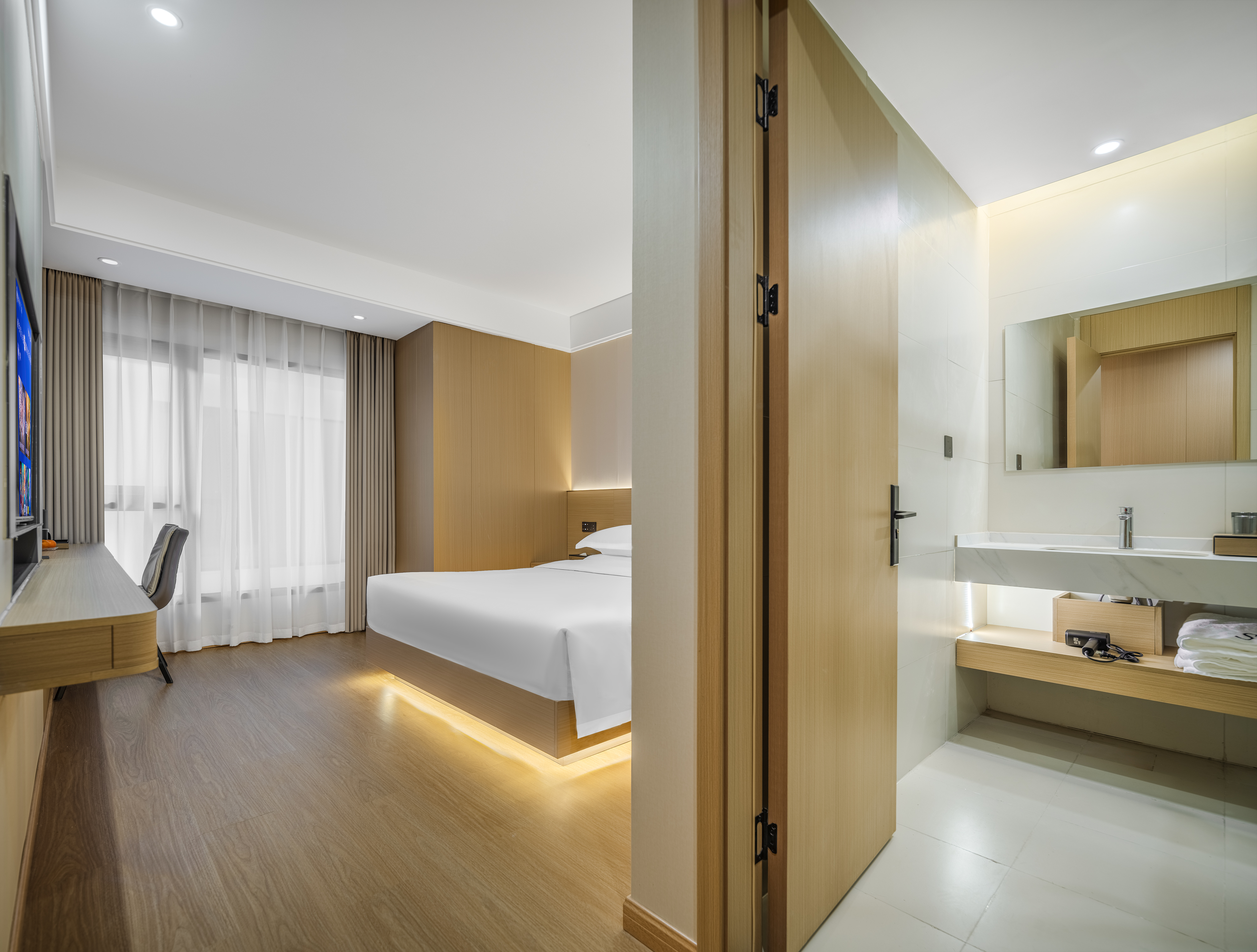 City Cloud S Hotel 3*