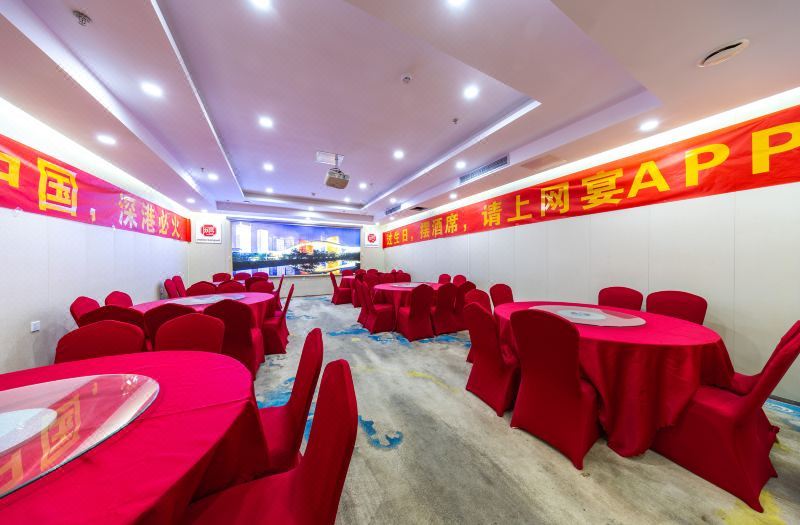 Xicheng Business Chain Hotel (Shenzhen Xintangwei Subway Station Shuanglong Subway Station Branch) 2*