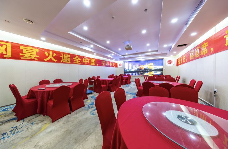 Xicheng Business Chain Hotel (Shenzhen Xintangwei Subway Station Shuanglong Subway Station Branch) 2*