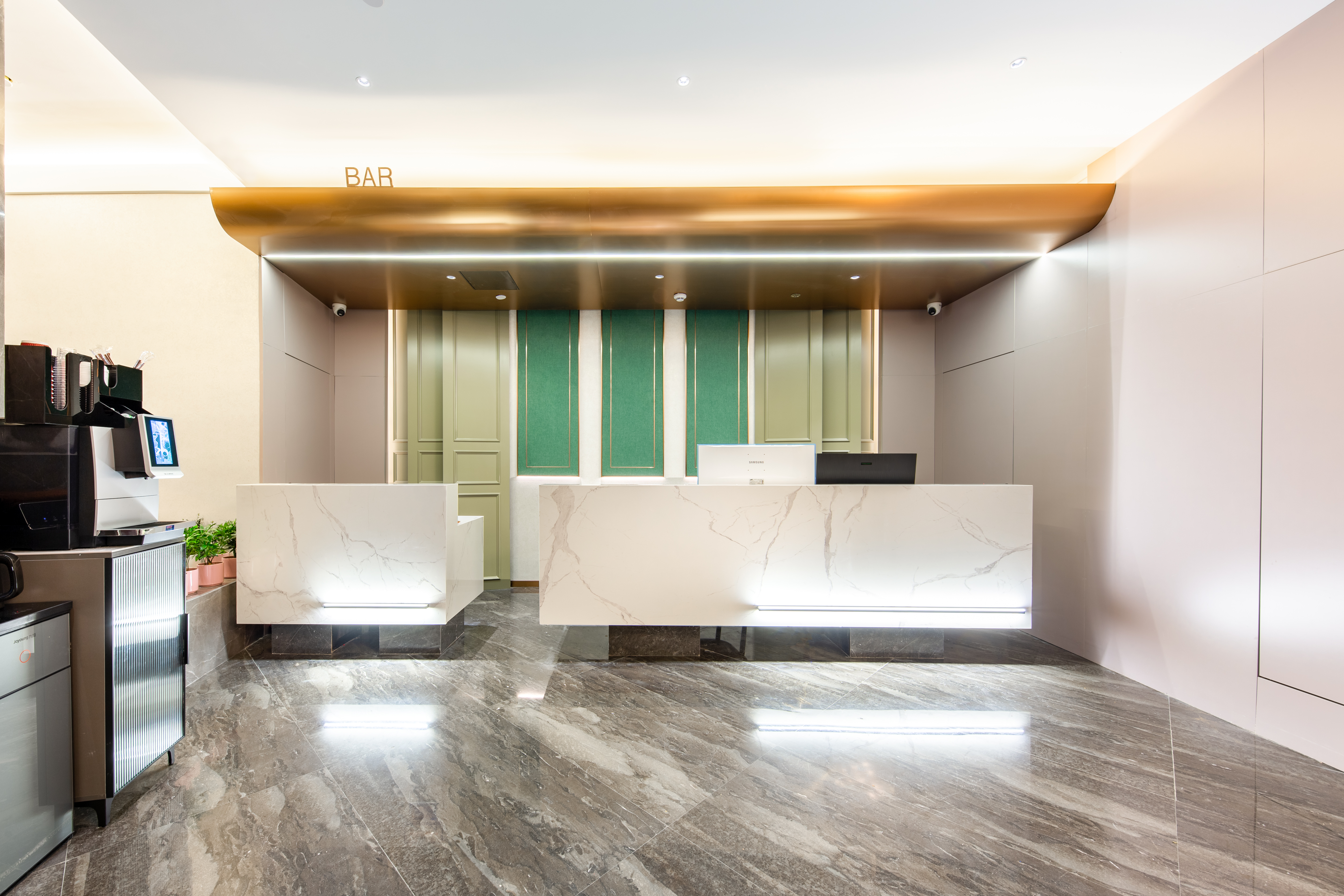 Yiwu Muya Hotel (Aegean Shopping Center) 3*