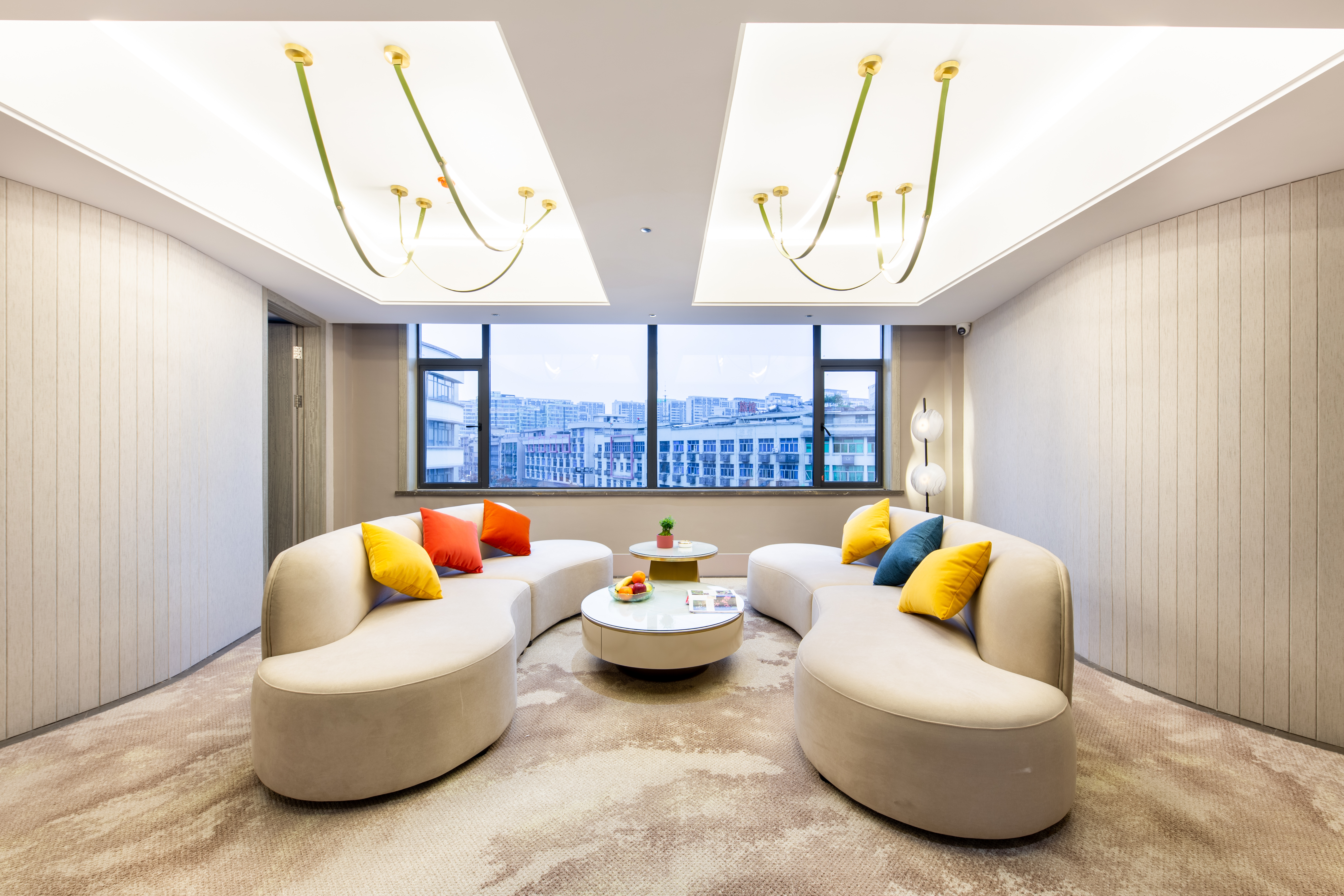 Yiwu Muya Hotel (Aegean Shopping Center) 3*