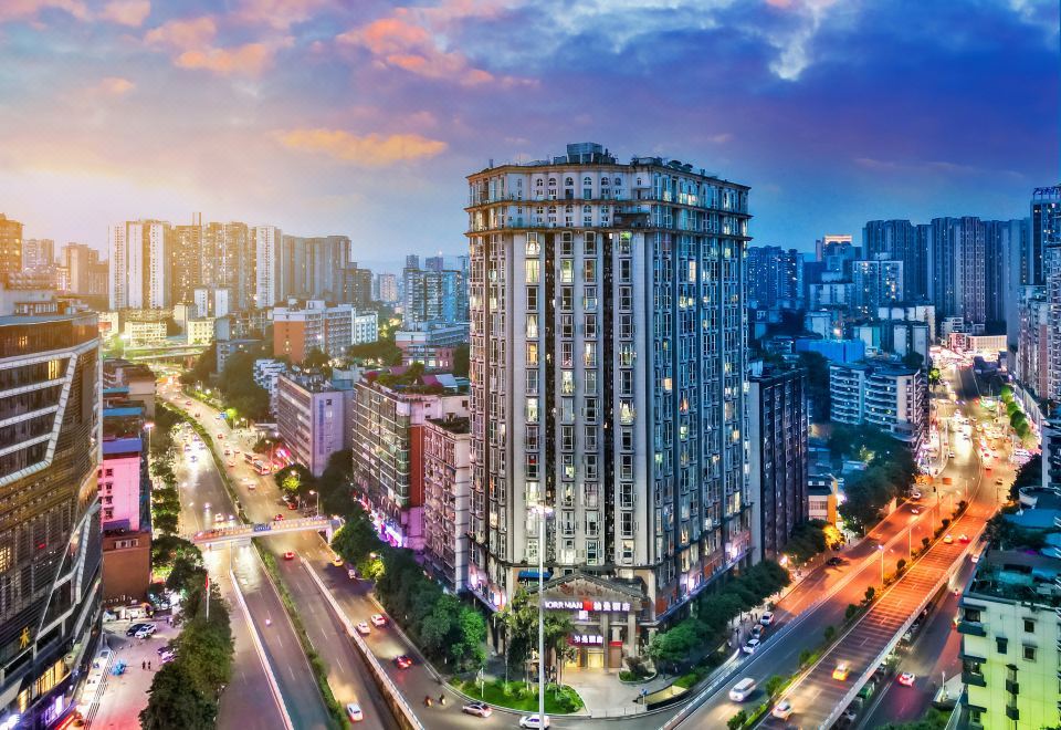 Borrman Hotel (Chongqing Olympic Sports Center Zoo) 3*
