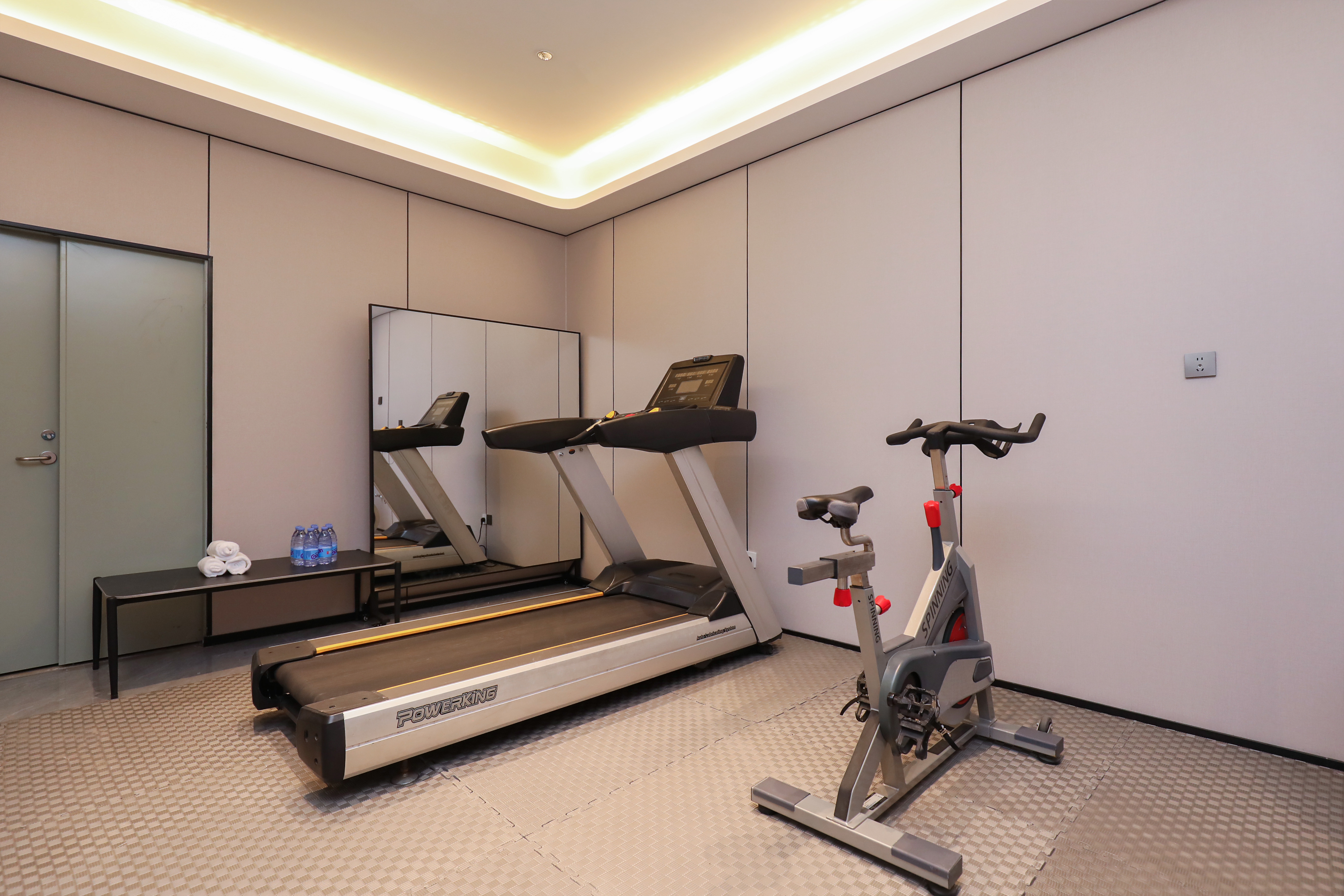 Qingmu Li Hotel (Nanjing Gaoli Jiaju Gang Xiaozhuang Subway Station) 3*