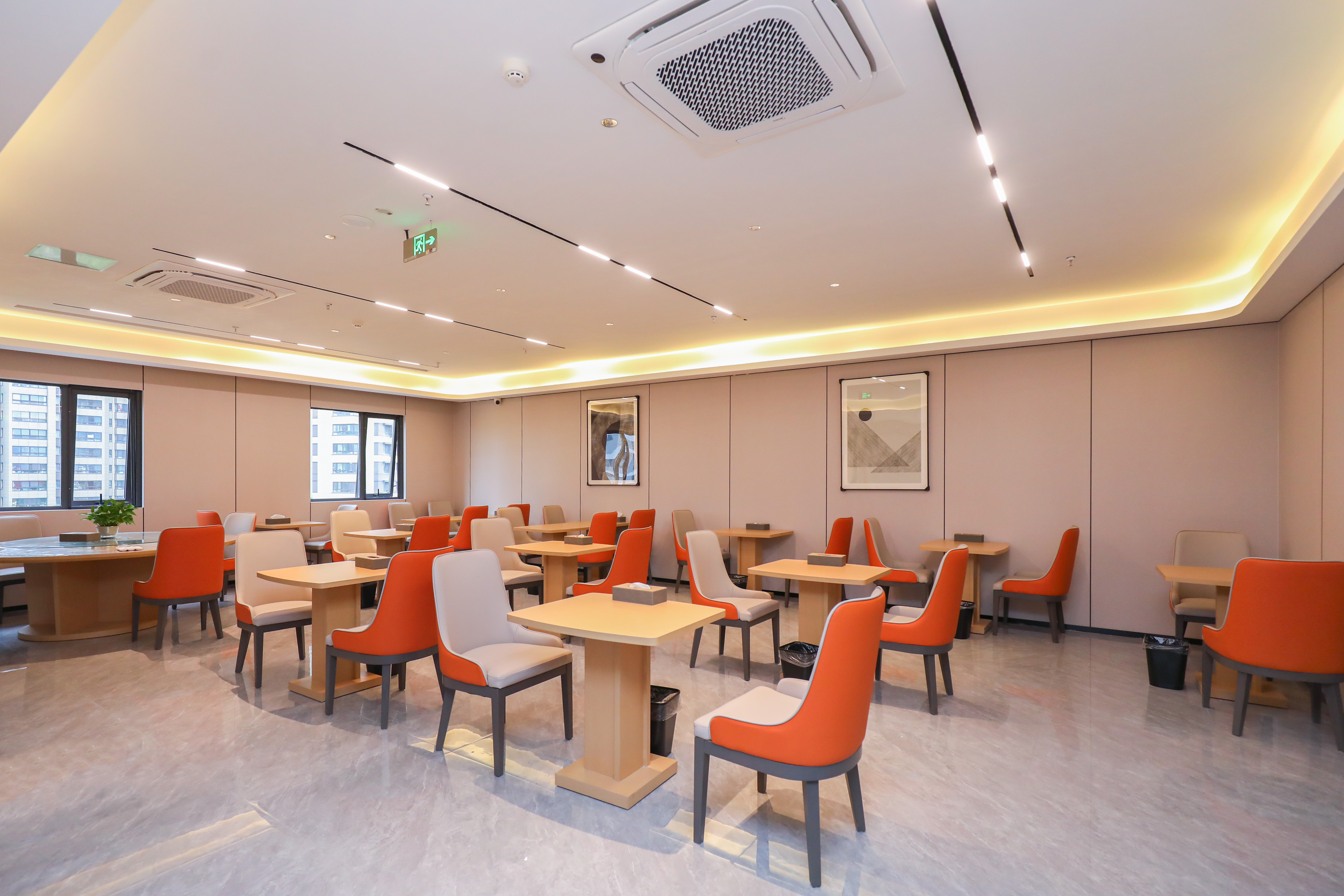 Qingmu Li Hotel (Nanjing Gaoli Jiaju Gang Xiaozhuang Subway Station) 3*