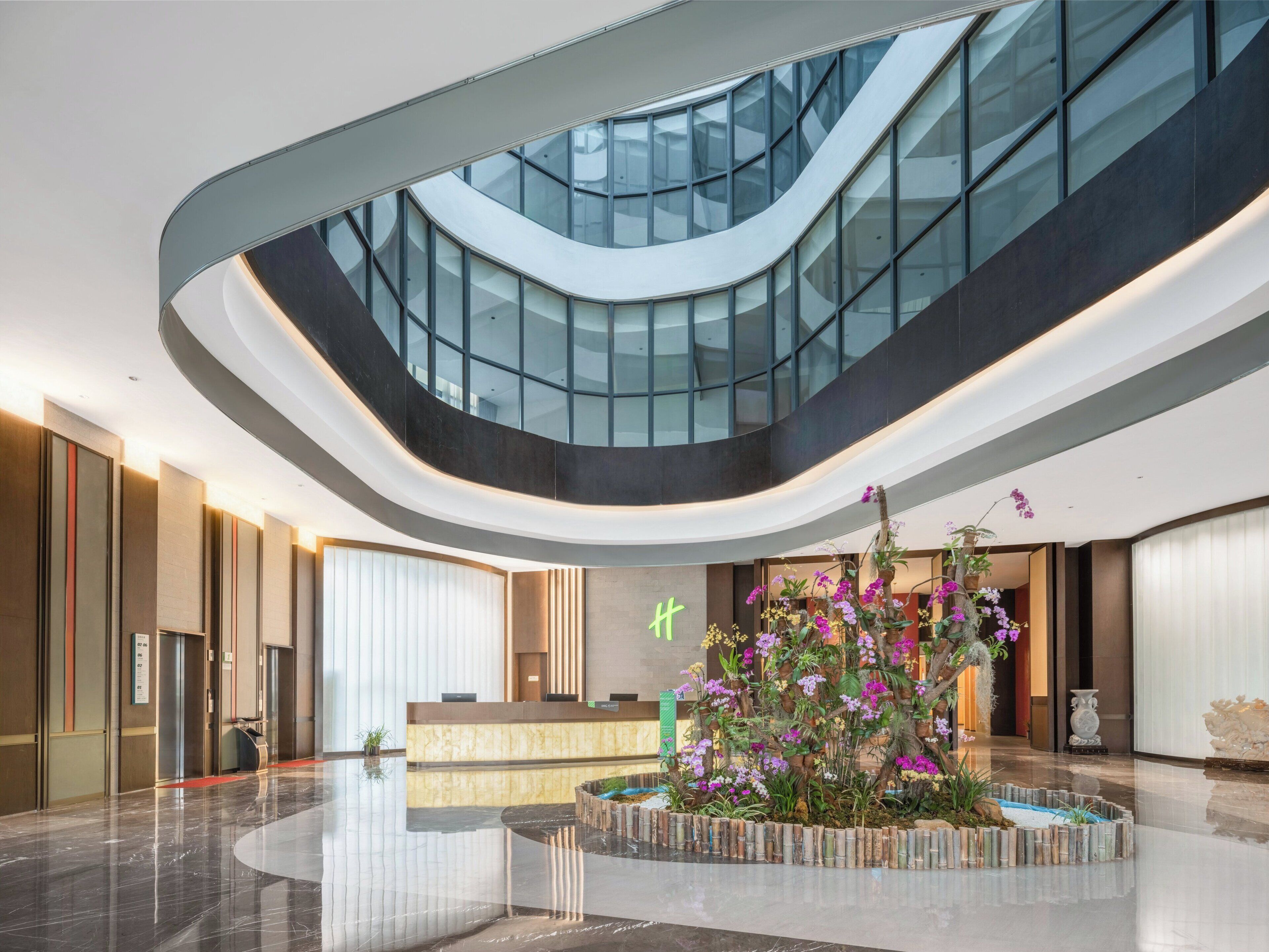 Holiday Inn Ganzhou Orchid Town by IHG 2*