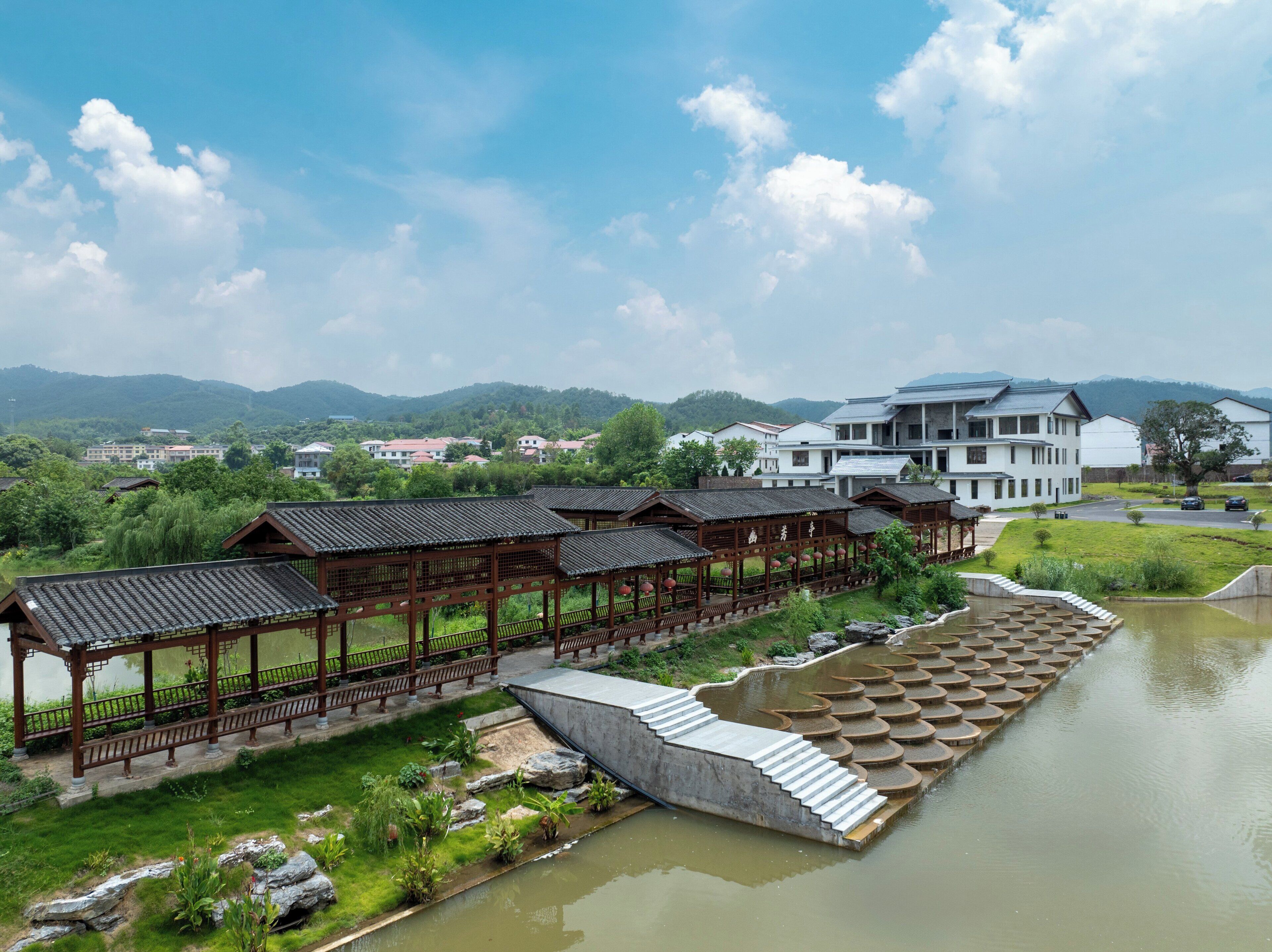 Holiday Inn Ganzhou Orchid Town by IHG 2*
