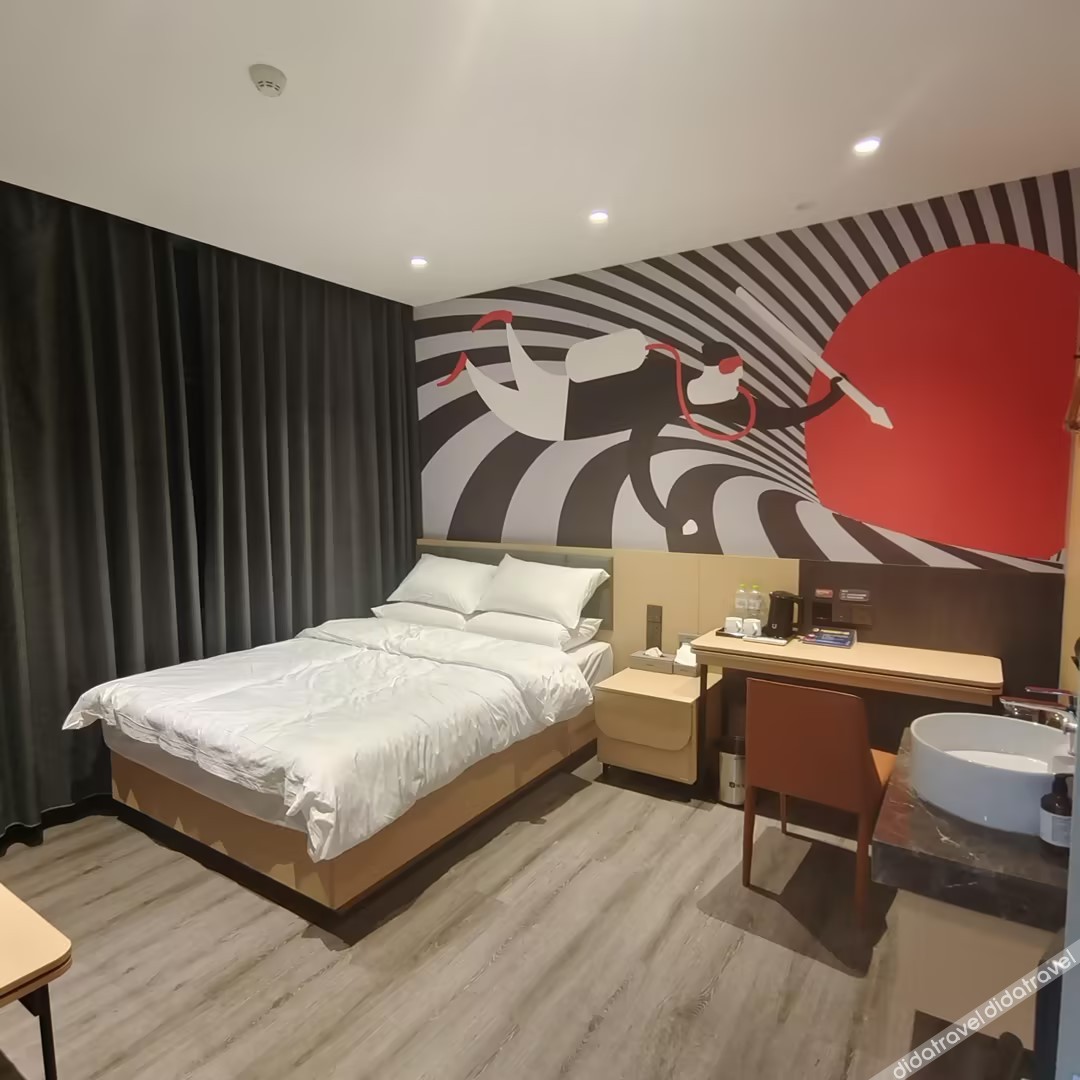 Junyi Hotel (Weifang Qingzhou Bus Station Taihua City) 2*