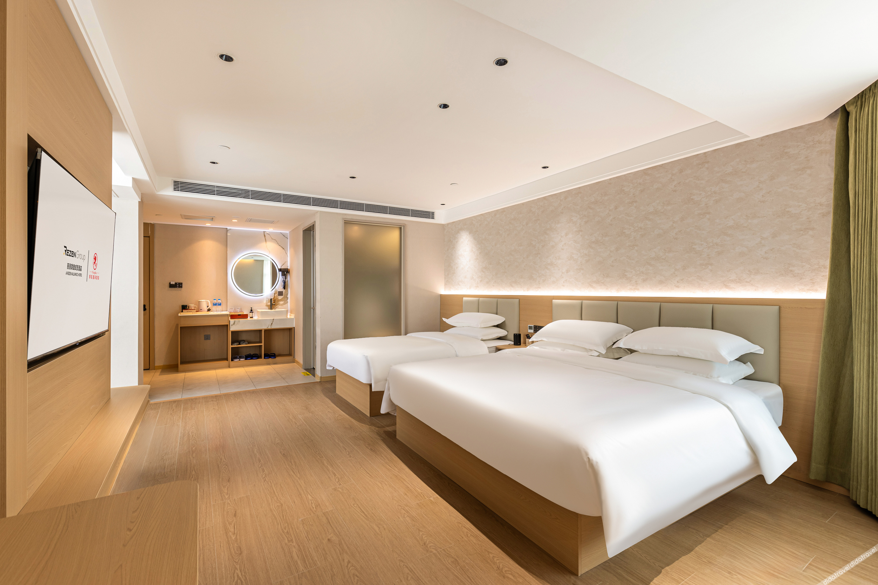 Jifeng International Hotel (Baotou Iron and Steel Street Wangfujing Branch) 3*