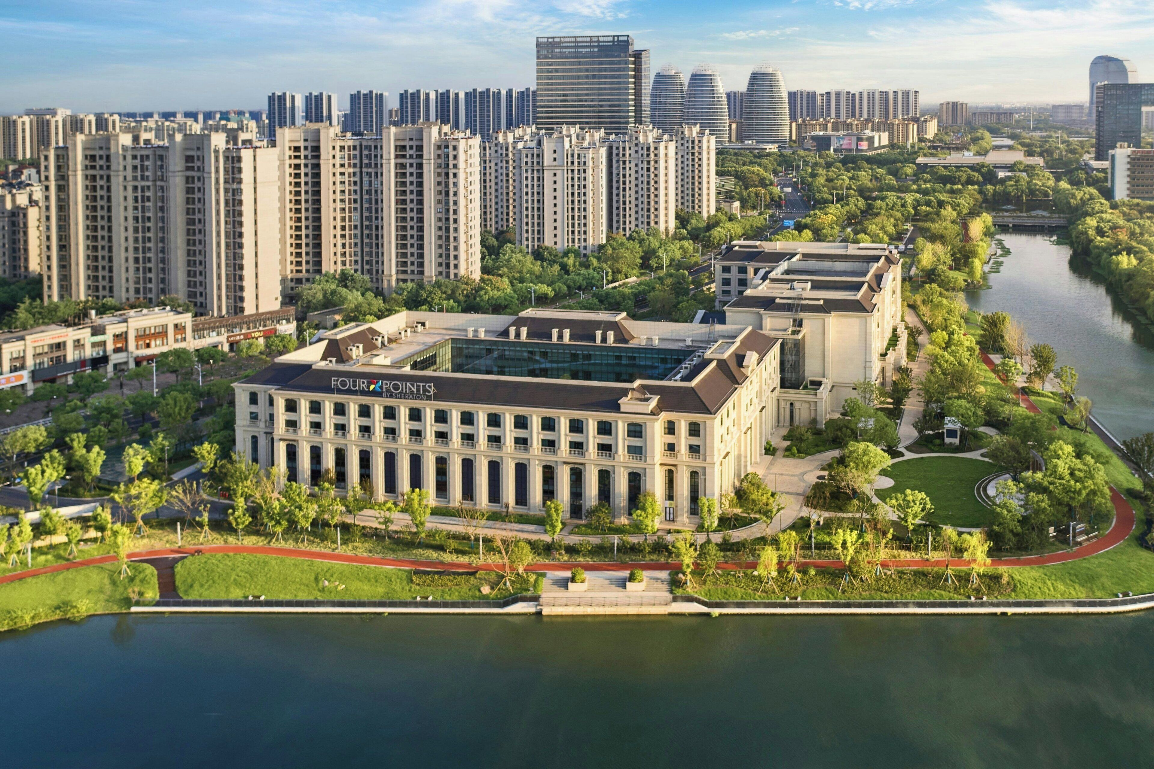 Four Points by Sheraton Huzhou Nanxun 5*