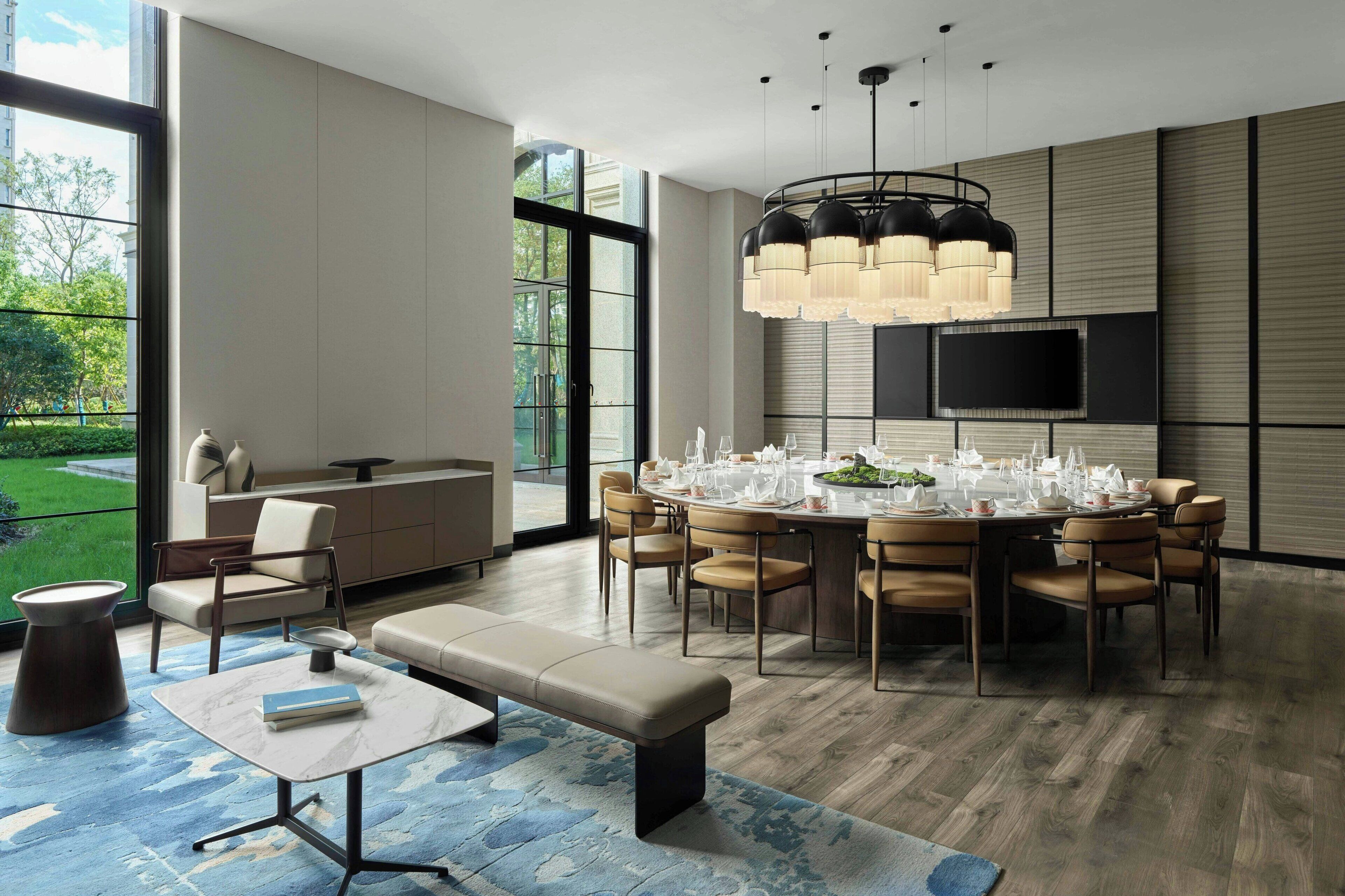 Four Points by Sheraton Huzhou Nanxun 5*