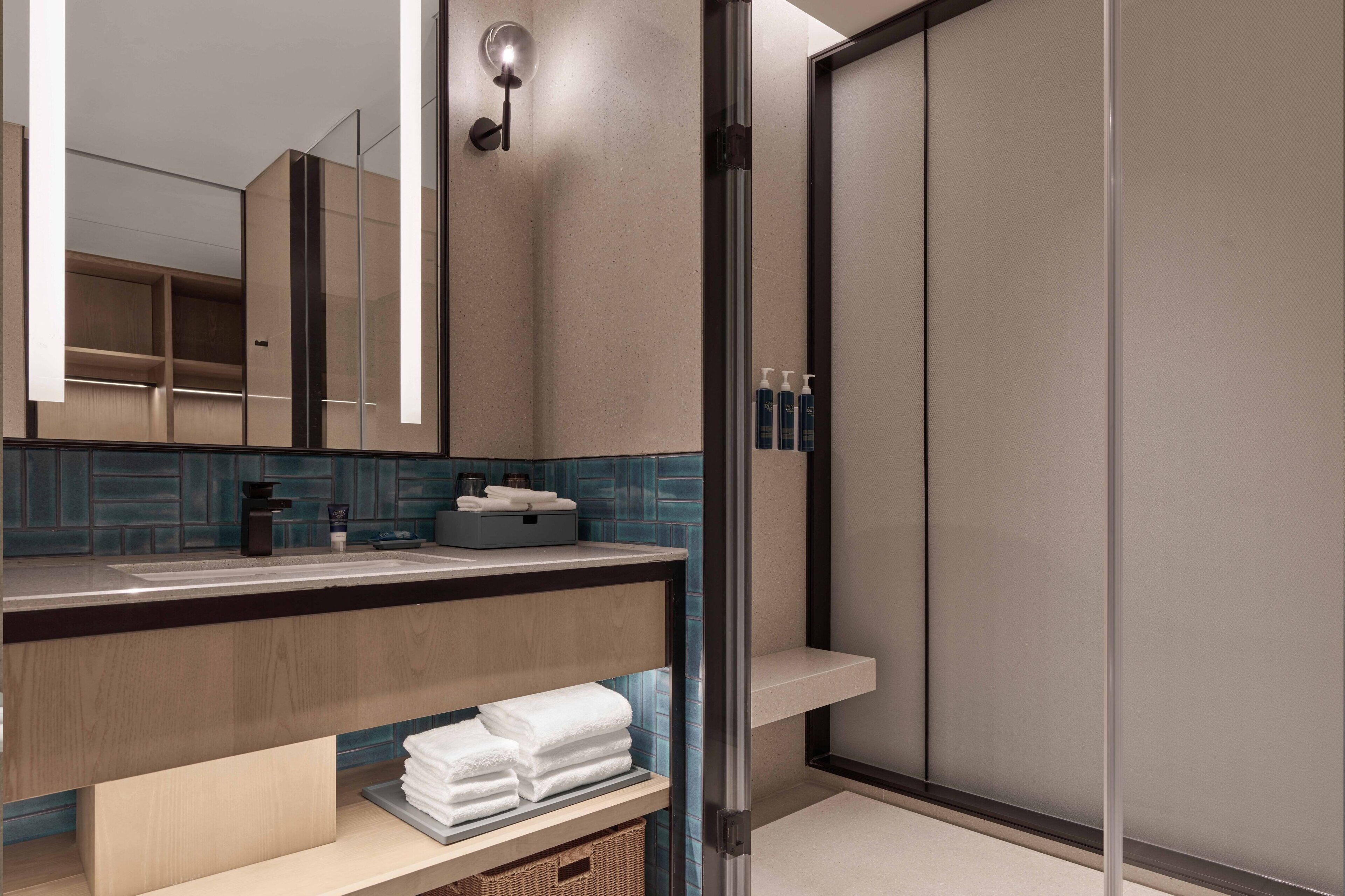 Four Points by Sheraton Huzhou Nanxun 5*
