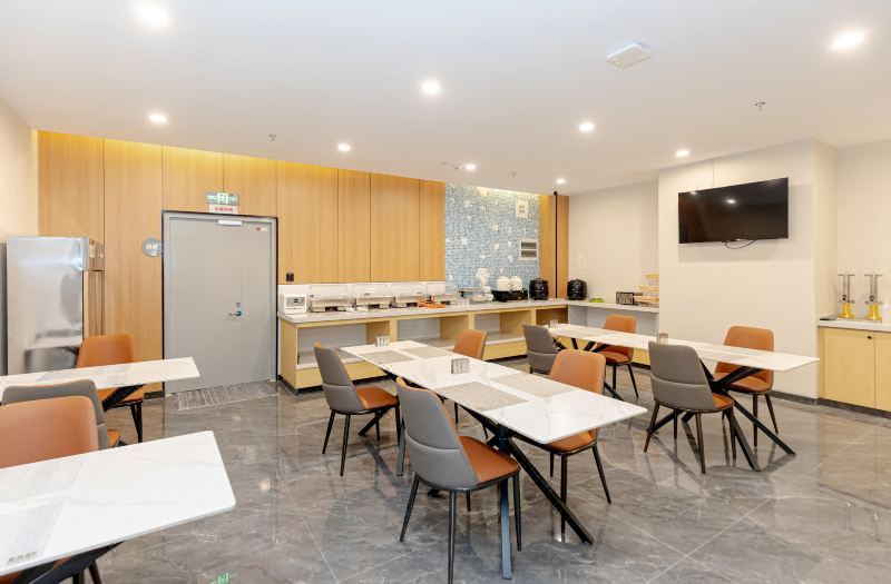 Home UP Huayi Selected Hotel (Tianjin Binhai New Area TEDA MSD Youth Square Branch) 2*
