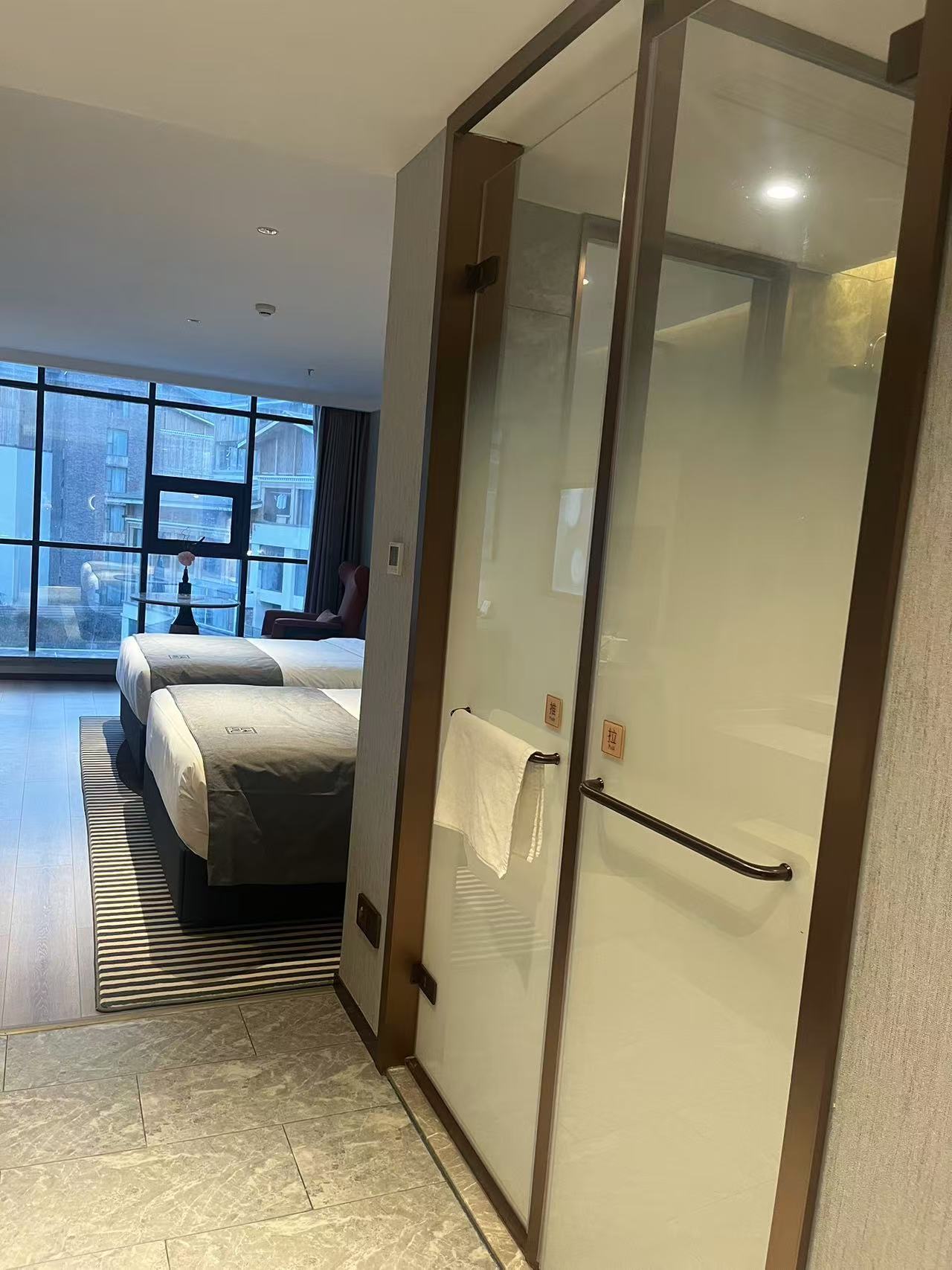 Nyingchi LANOU Hotel (Niyang River) 3*