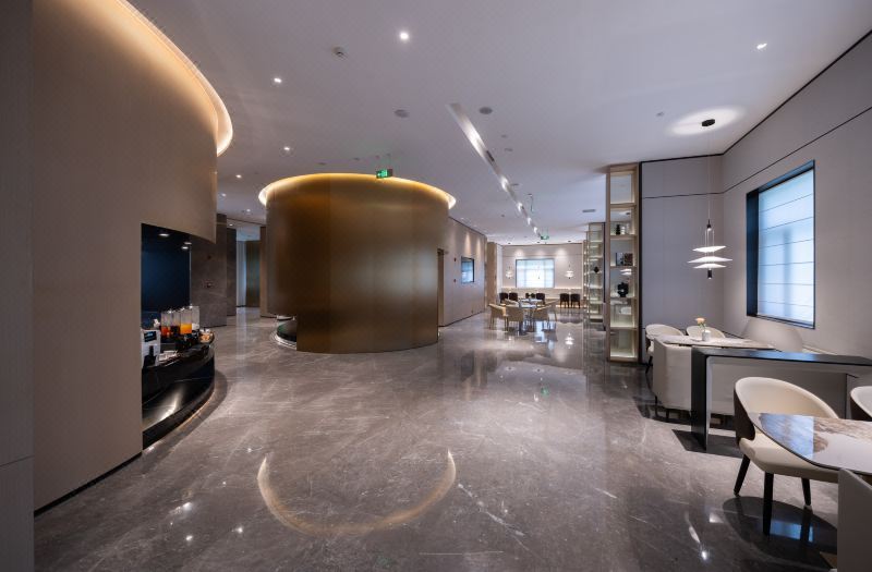 Jinyi  Hotel (Baotou East Railway Station ) 3*