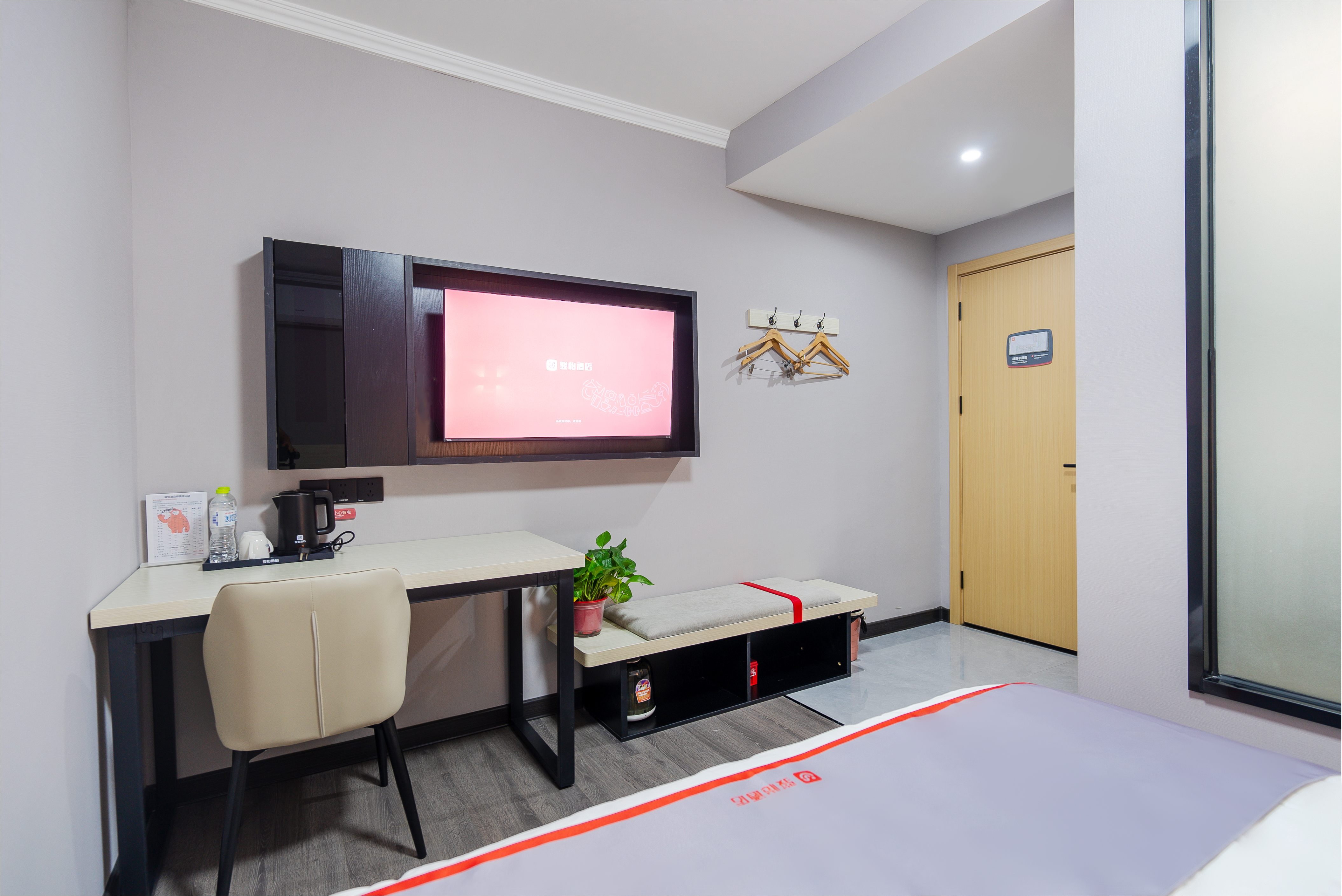 Junyi Chain Hotel (Qingdao Jimo Lingshan Street) 2*