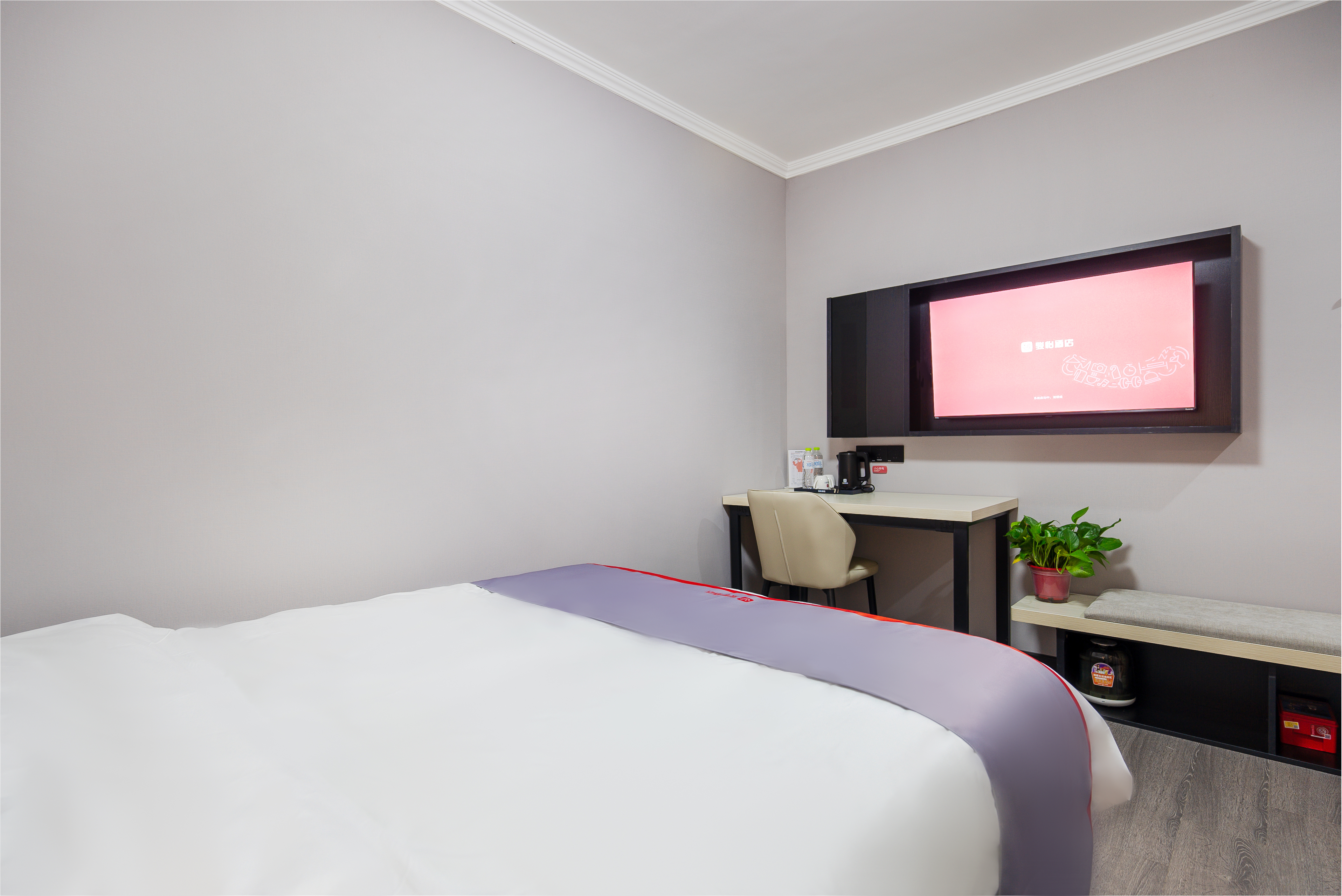 Junyi Chain Hotel (Qingdao Jimo Lingshan Street) 2*