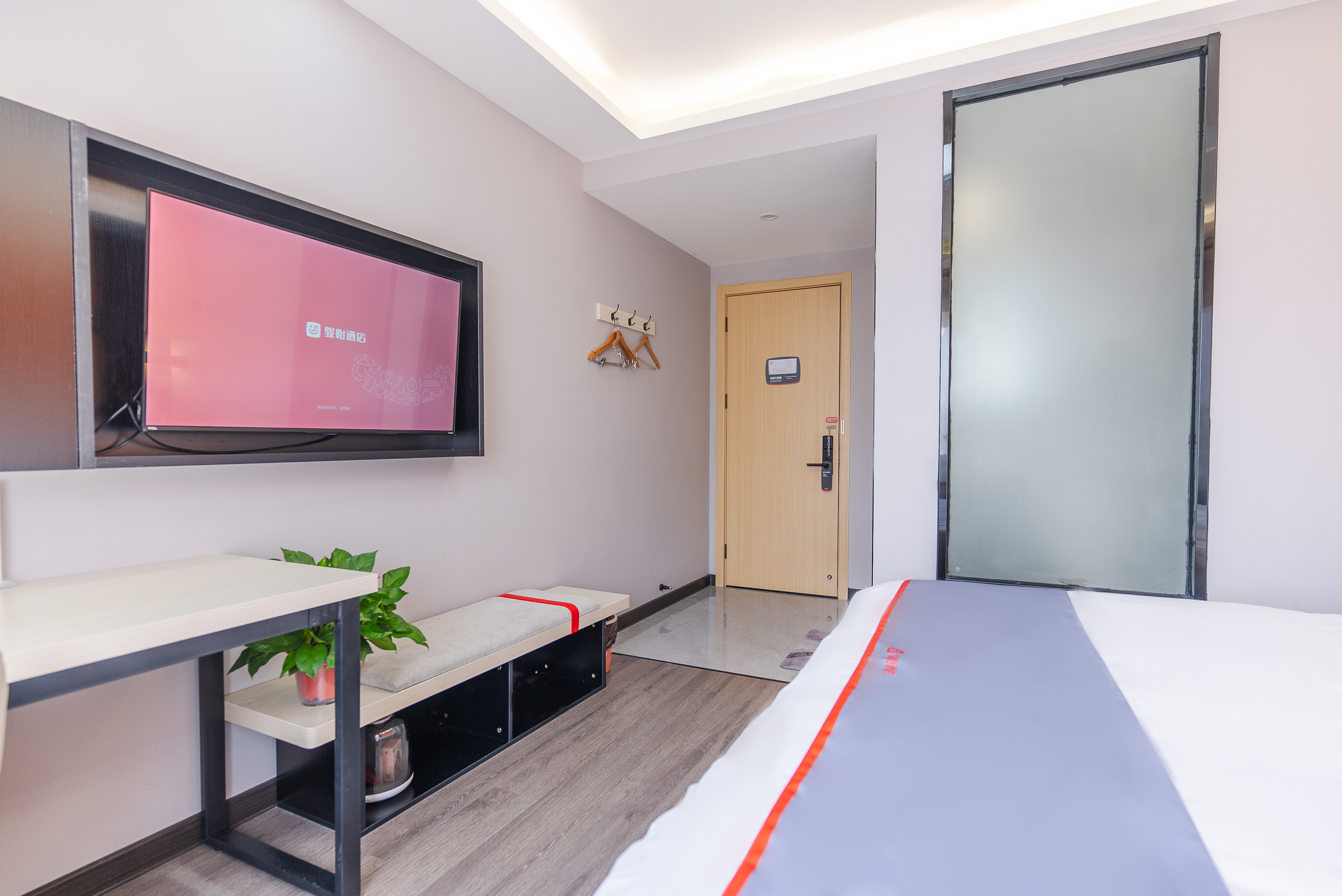 Junyi Chain Hotel (Qingdao Jimo Lingshan Street) 2*