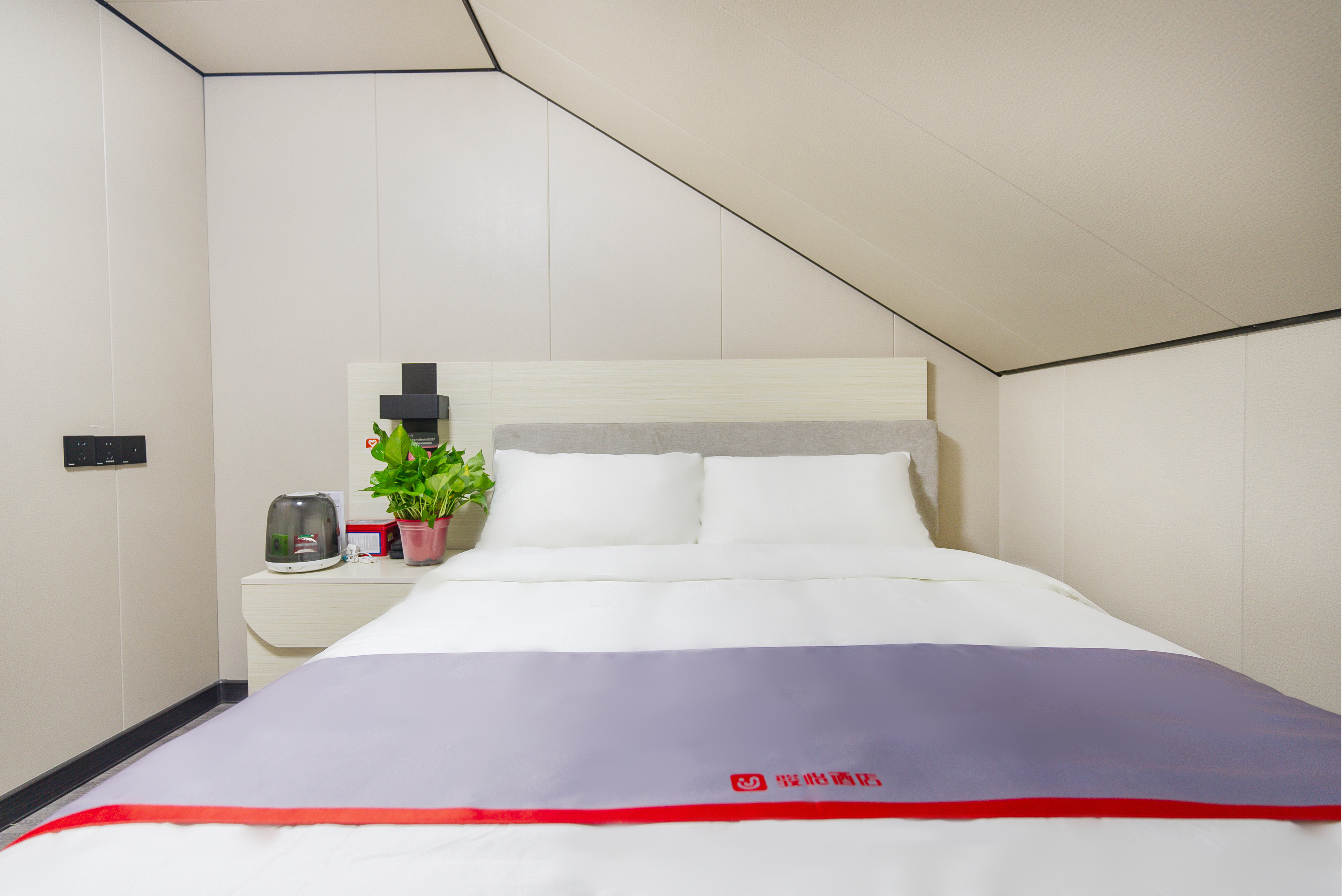 Junyi Chain Hotel (Qingdao Jimo Lingshan Street) 2*