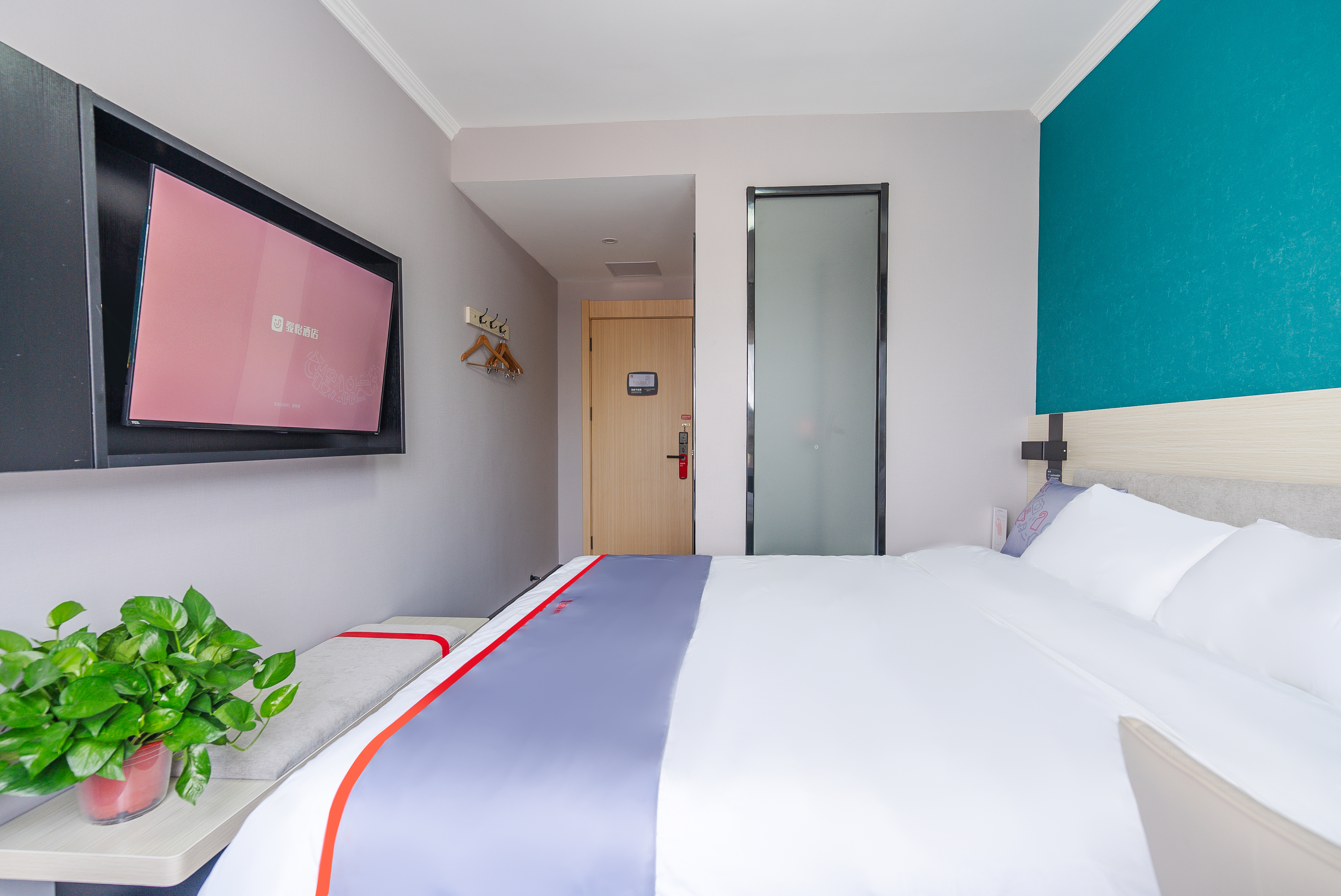 Junyi Chain Hotel (Qingdao Jimo Lingshan Street) 2*