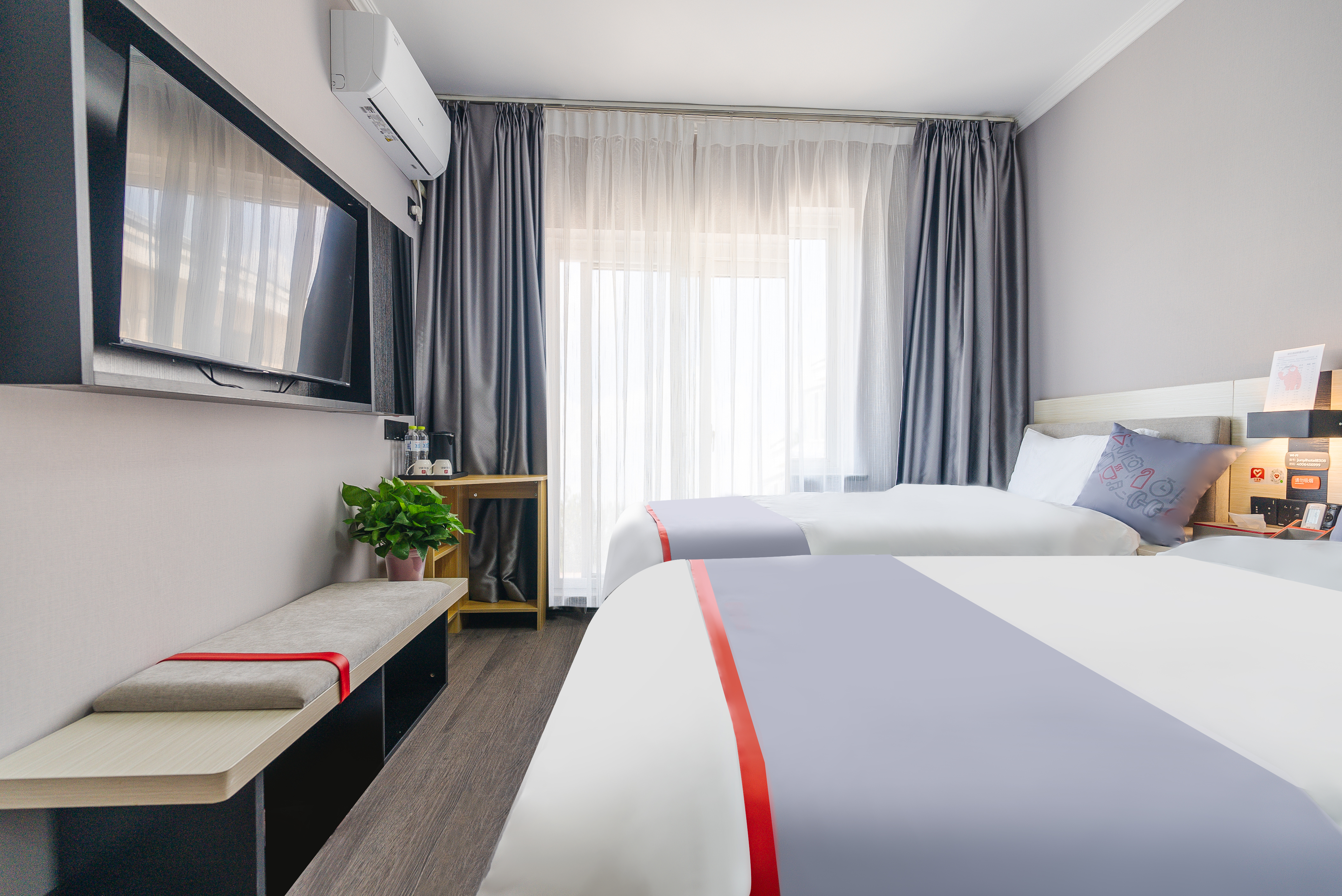 Junyi Chain Hotel (Qingdao Jimo Lingshan Street) 2*