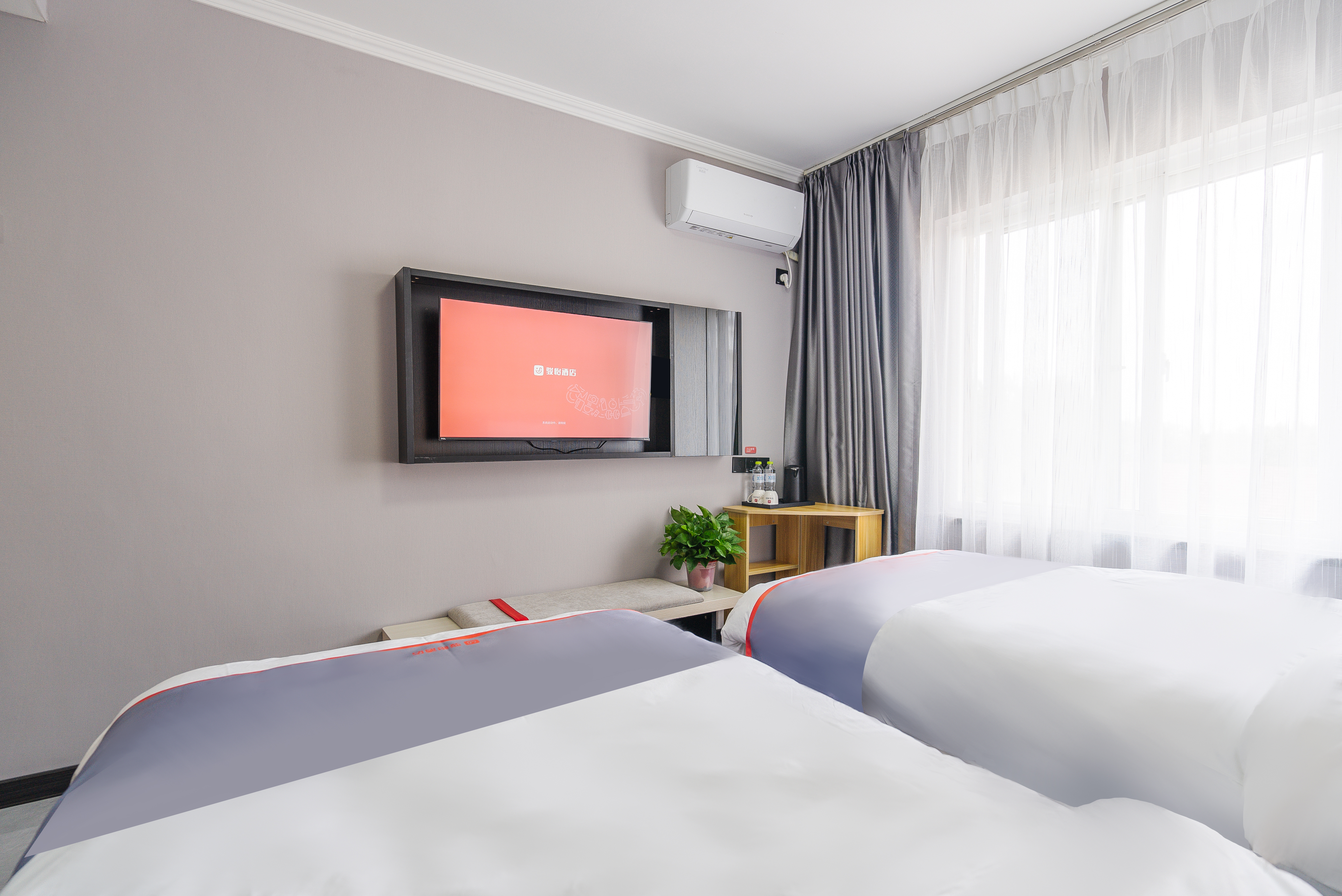 Junyi Chain Hotel (Qingdao Jimo Lingshan Street) 2*