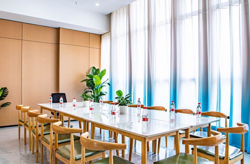 Magnotel Hotel (Qingdao Jinshatan Pijiucheng) 3*