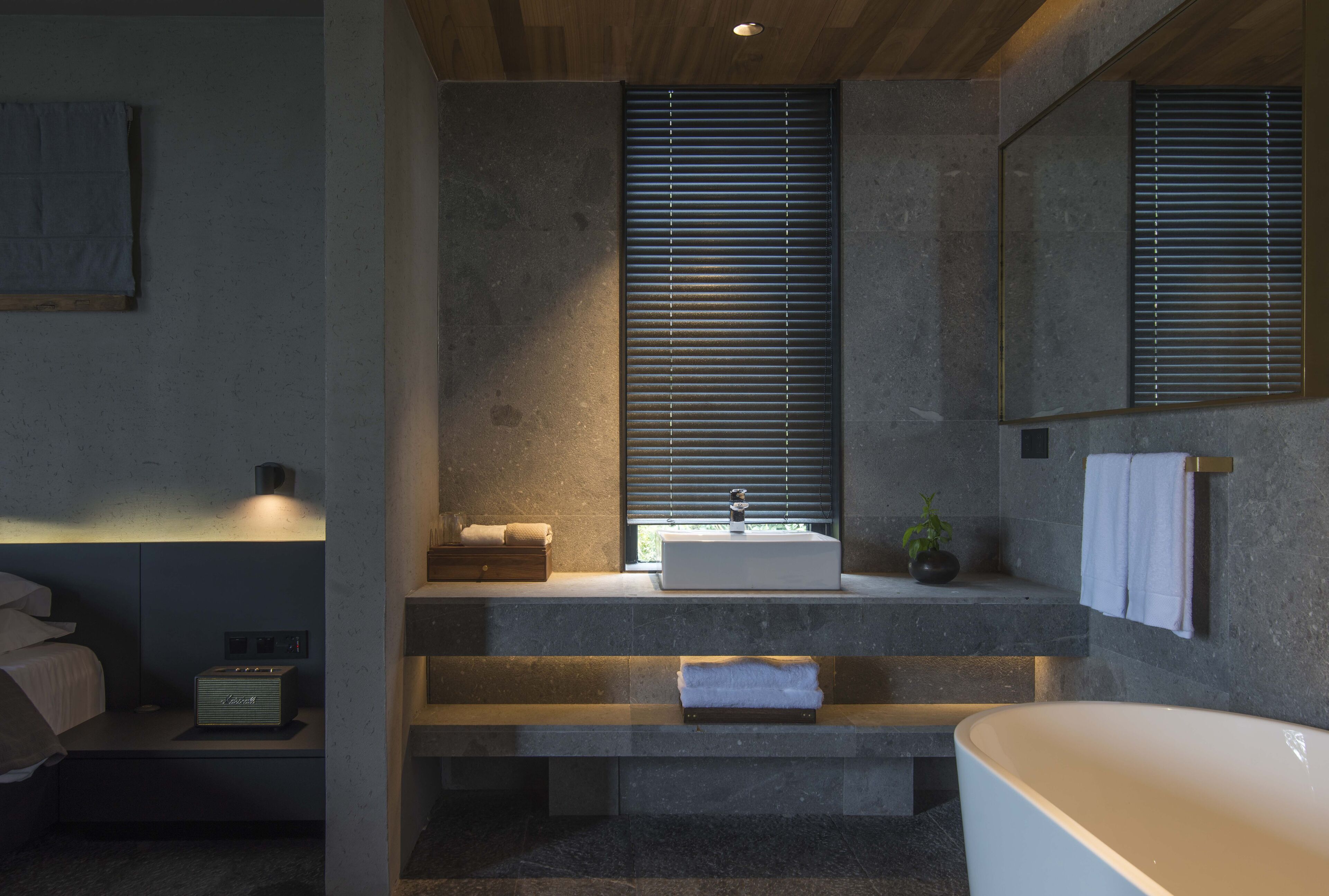 Yakamoz Erhai Hotel 3*