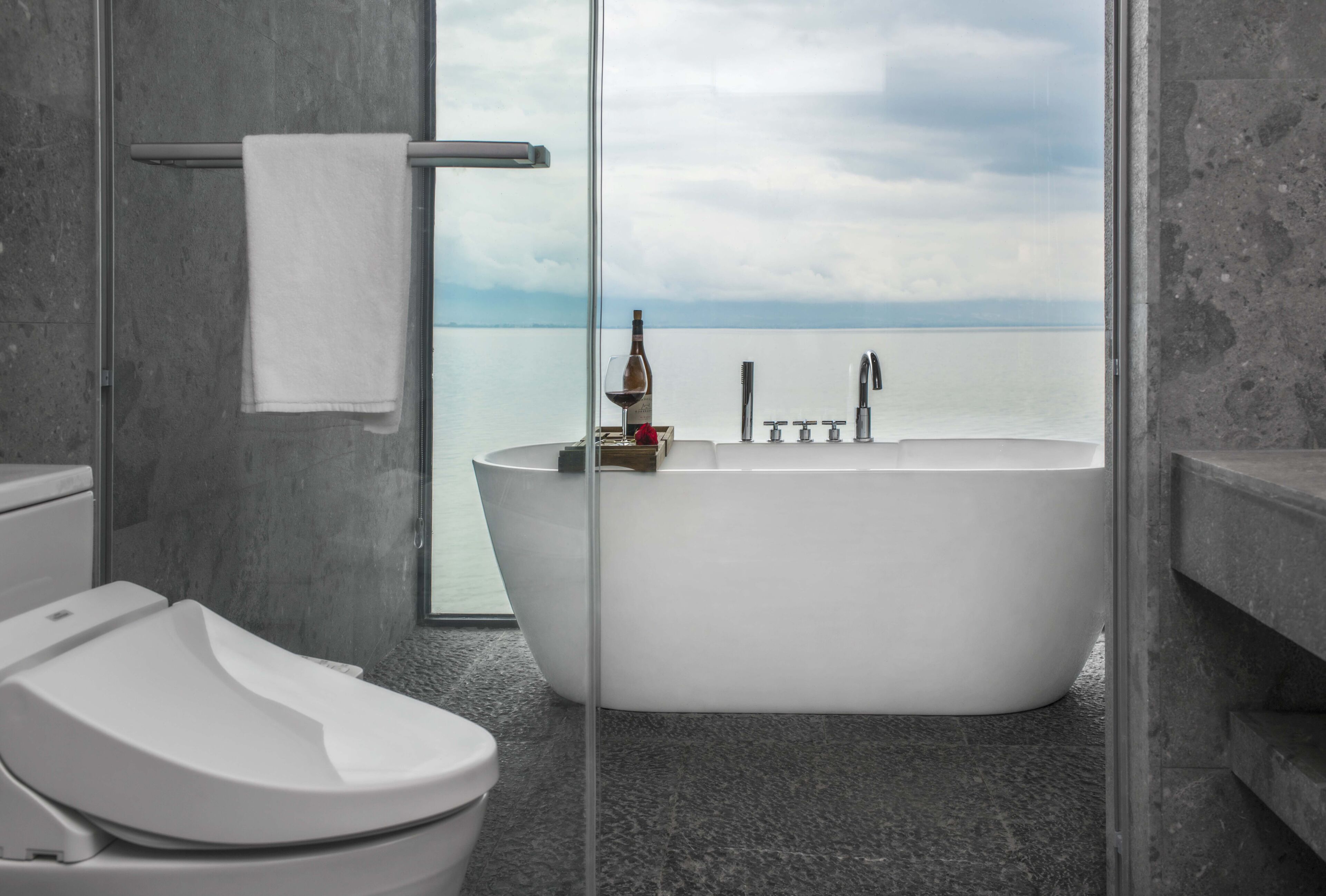 Yakamoz Erhai Hotel 3*