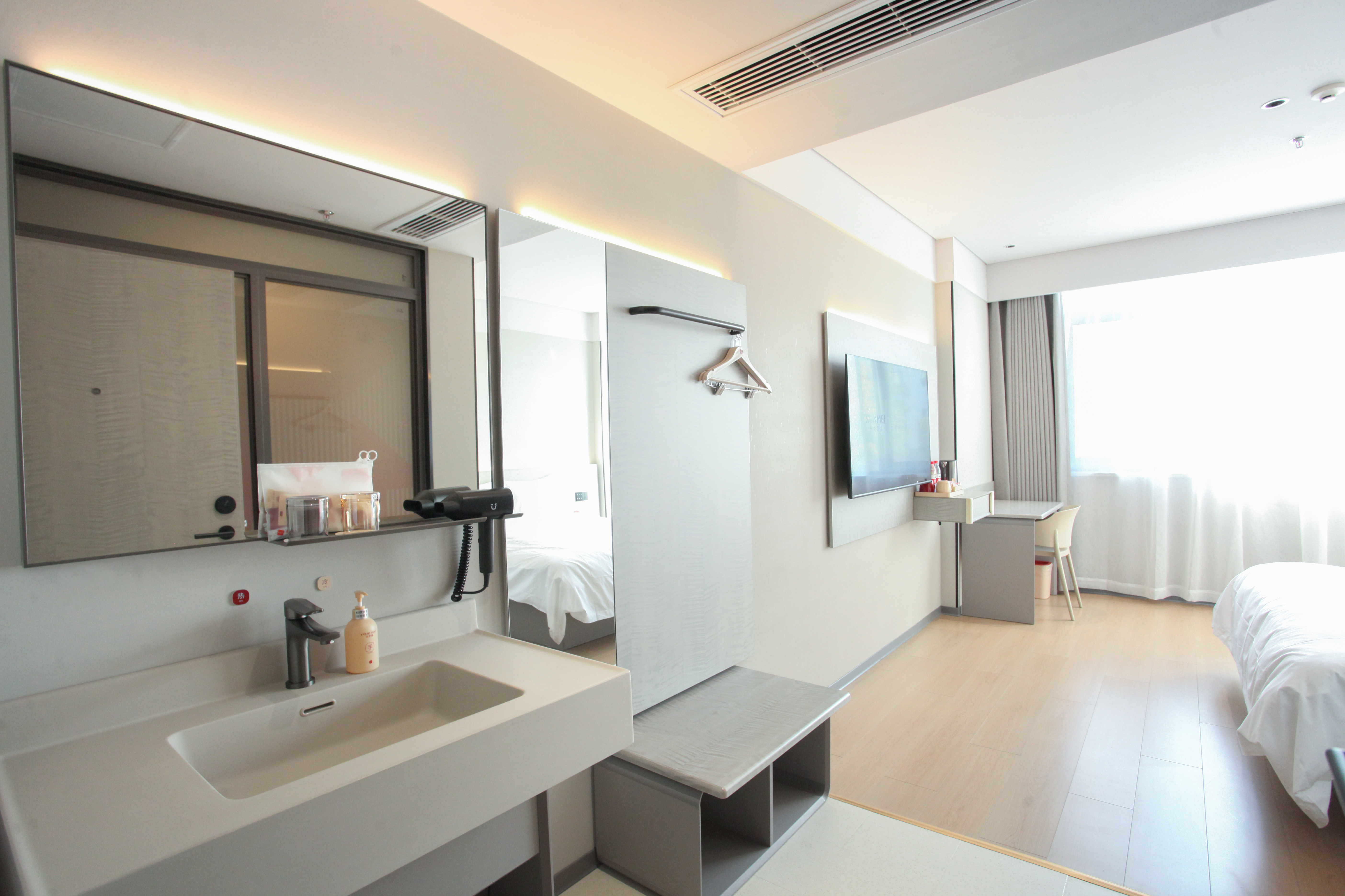 Shankee Hotel (Yixing Zhangzhuzhen) 2*
