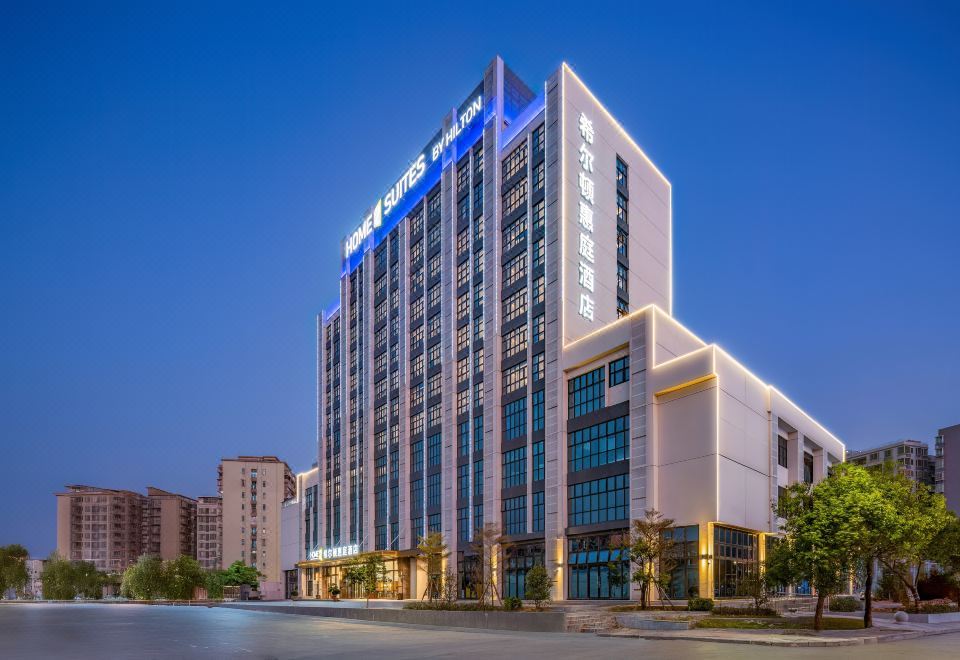 Home2 Suites by Hilton Zhuhai Jinwan Airport 4*