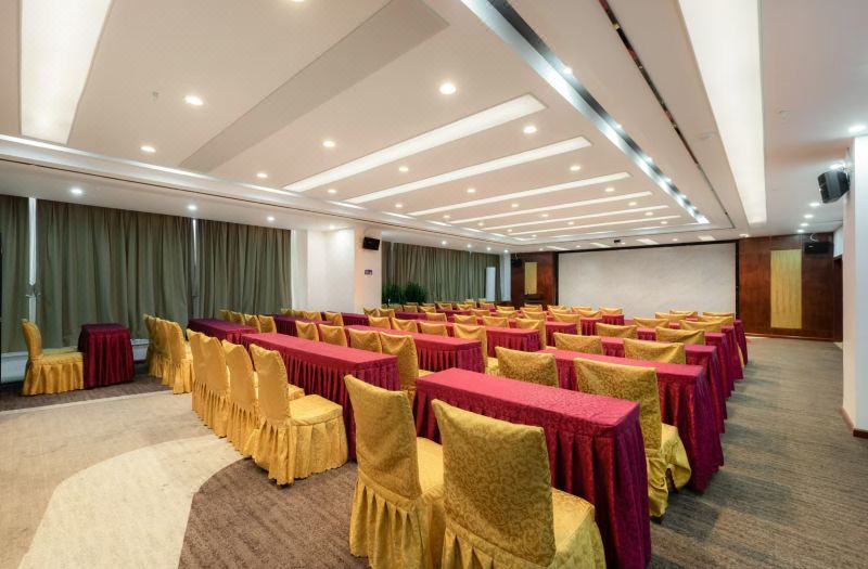 LanOuShangPin Hotel (Baiyun North High-Speed Railway Station) 2*