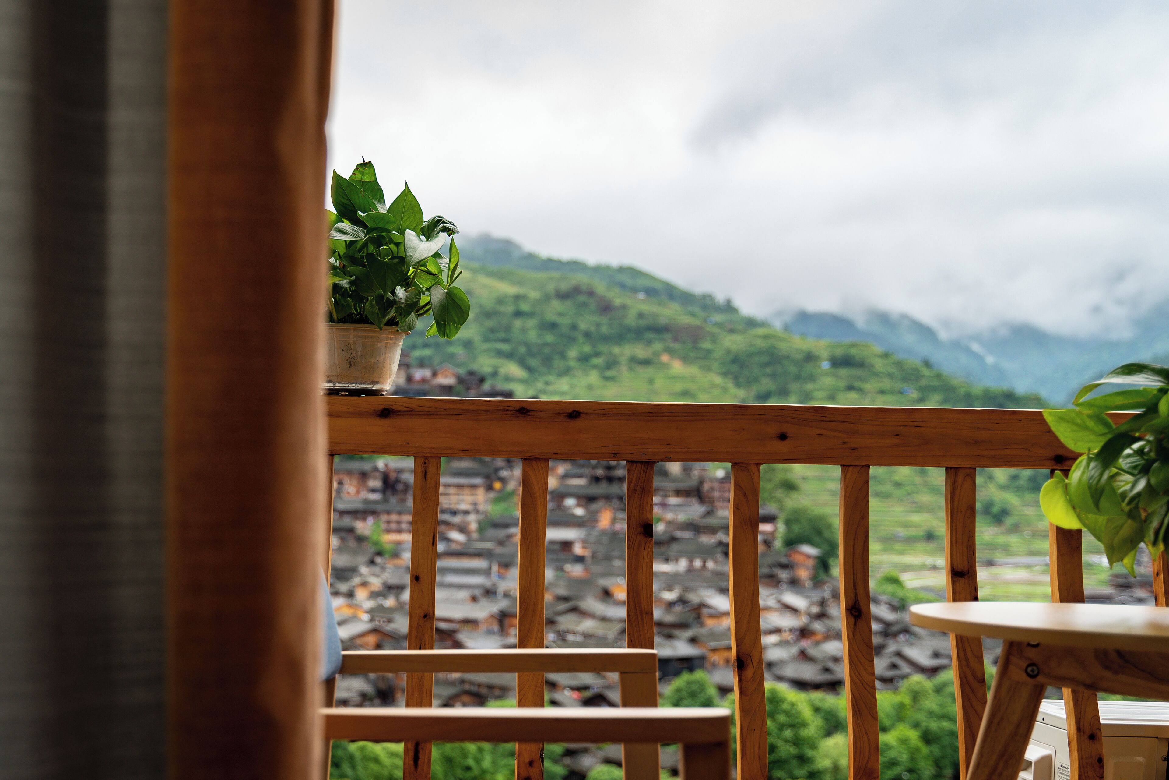 Xijiang Yunting Light Luxury Panoramic 3*