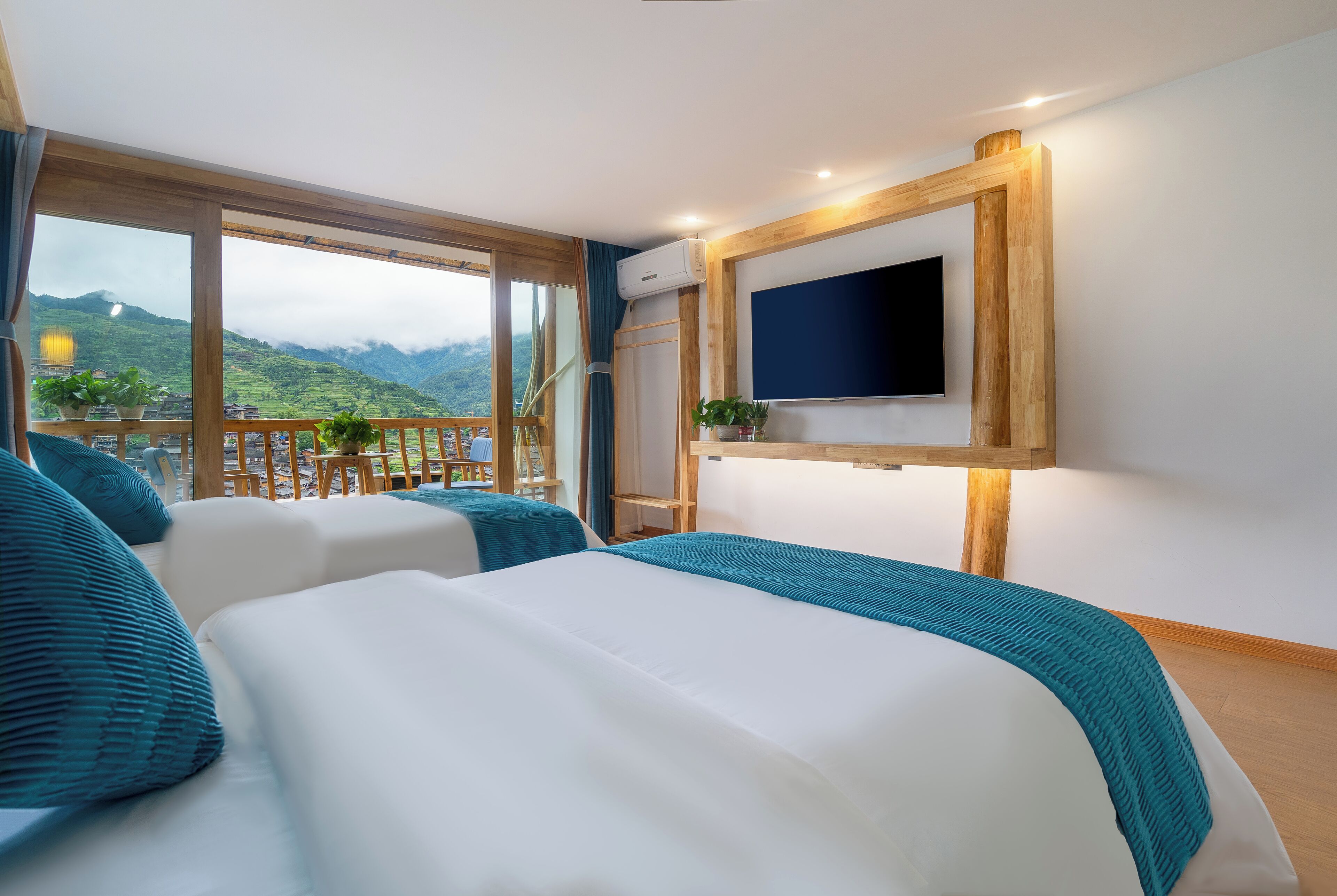 Xijiang Yunting Light Luxury Panoramic 3*