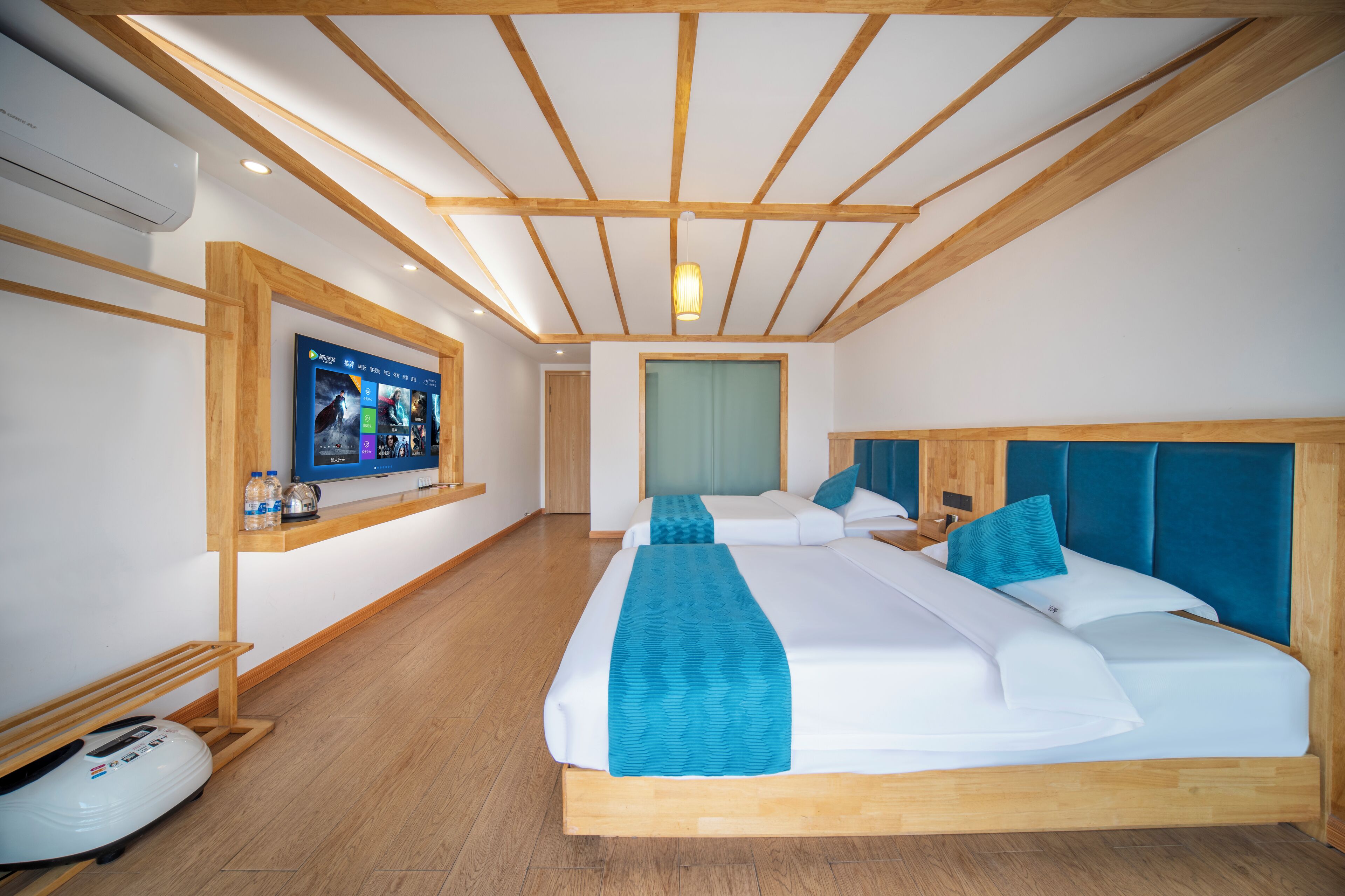 Xijiang Yunting Light Luxury Panoramic 3*