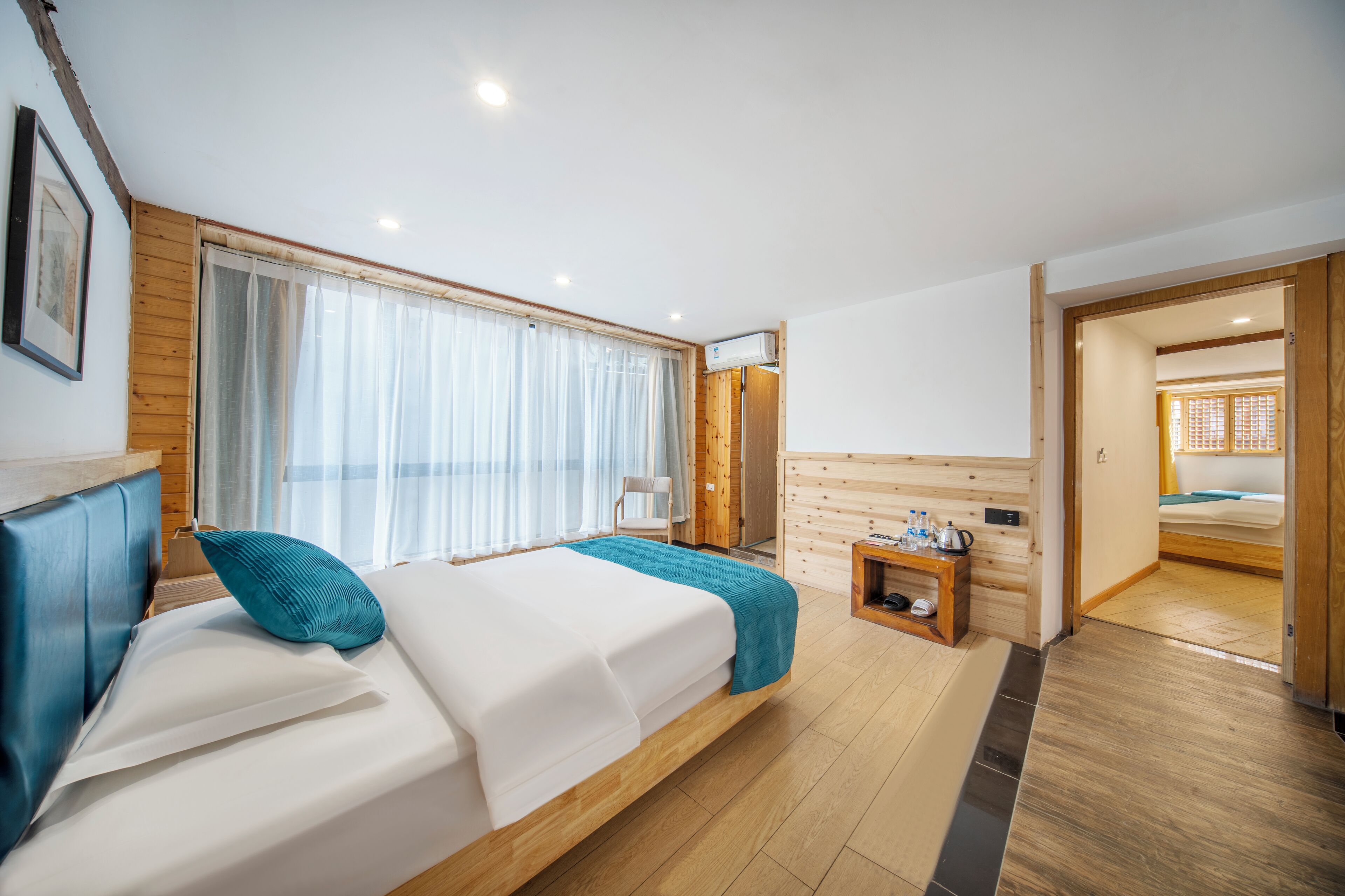 Xijiang Yunting Light Luxury Panoramic 3*
